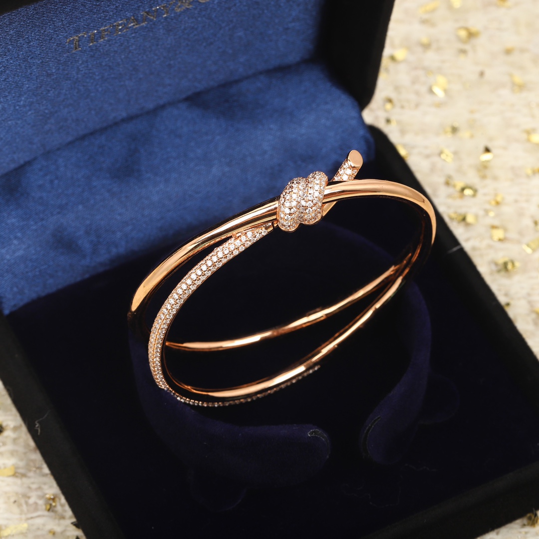 [Tiffany & Co. Jewelry]