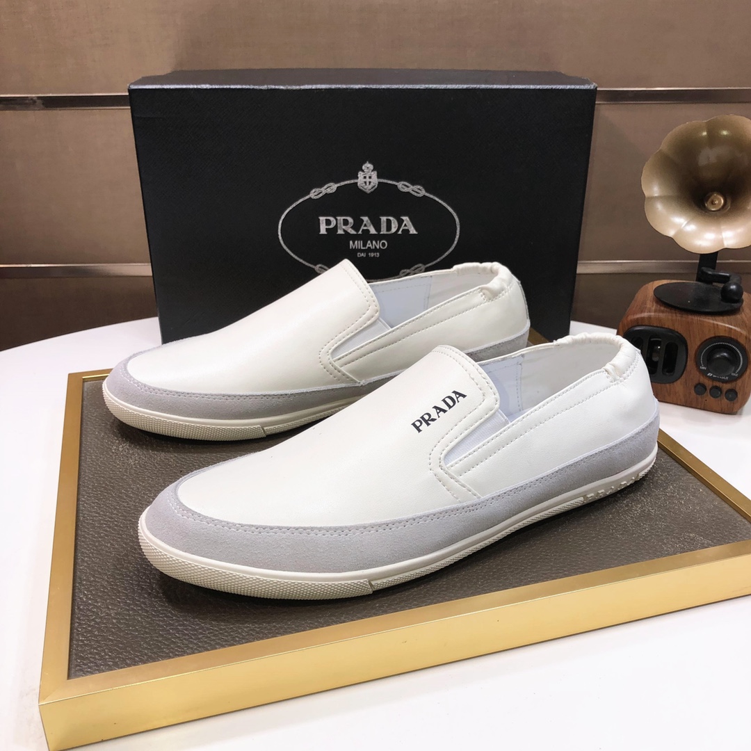 I5 普拉达🔝男鞋高端品牌：官网1：1最新力作：鞋面采用意大利进口头层牛皮🇻🇺➕羊皮内里制作 ，让行走更加便捷舒适，惊世之作 打造时尚个性衬托你的与众不同潮男必备!经典 3色可选数码:38-4545定做不退换