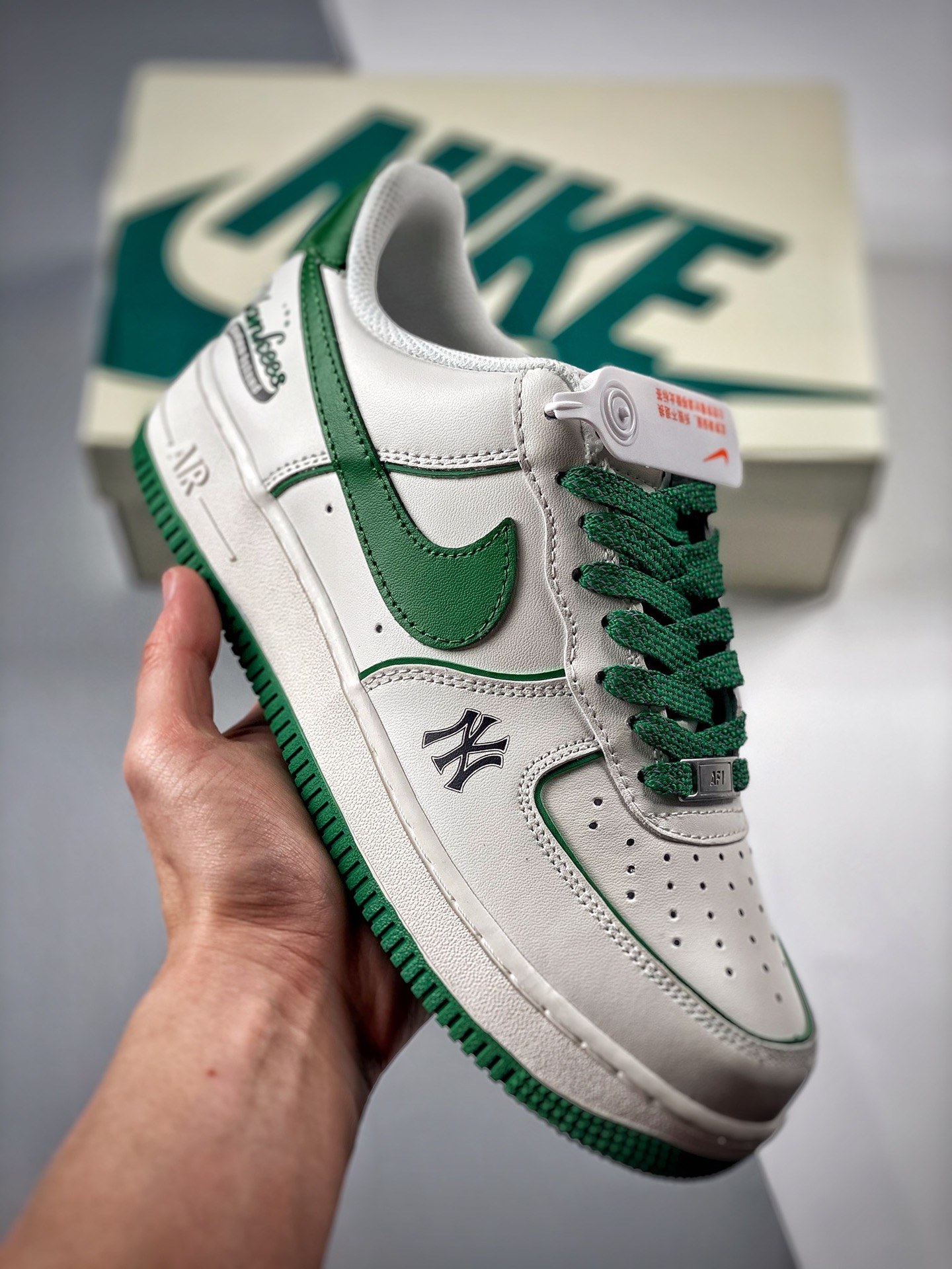 -3 NIke Air Force 1 '07 Low "MLB联名绿满天星" 空军一号 低帮 运动鞋 休闲鞋 折边针车 工艺难度大 原楦头原纸板 原装鞋盒 定制五金配件 内置全掌气垫 原厂鞋底 Size：36 36.5 37.5 38 …