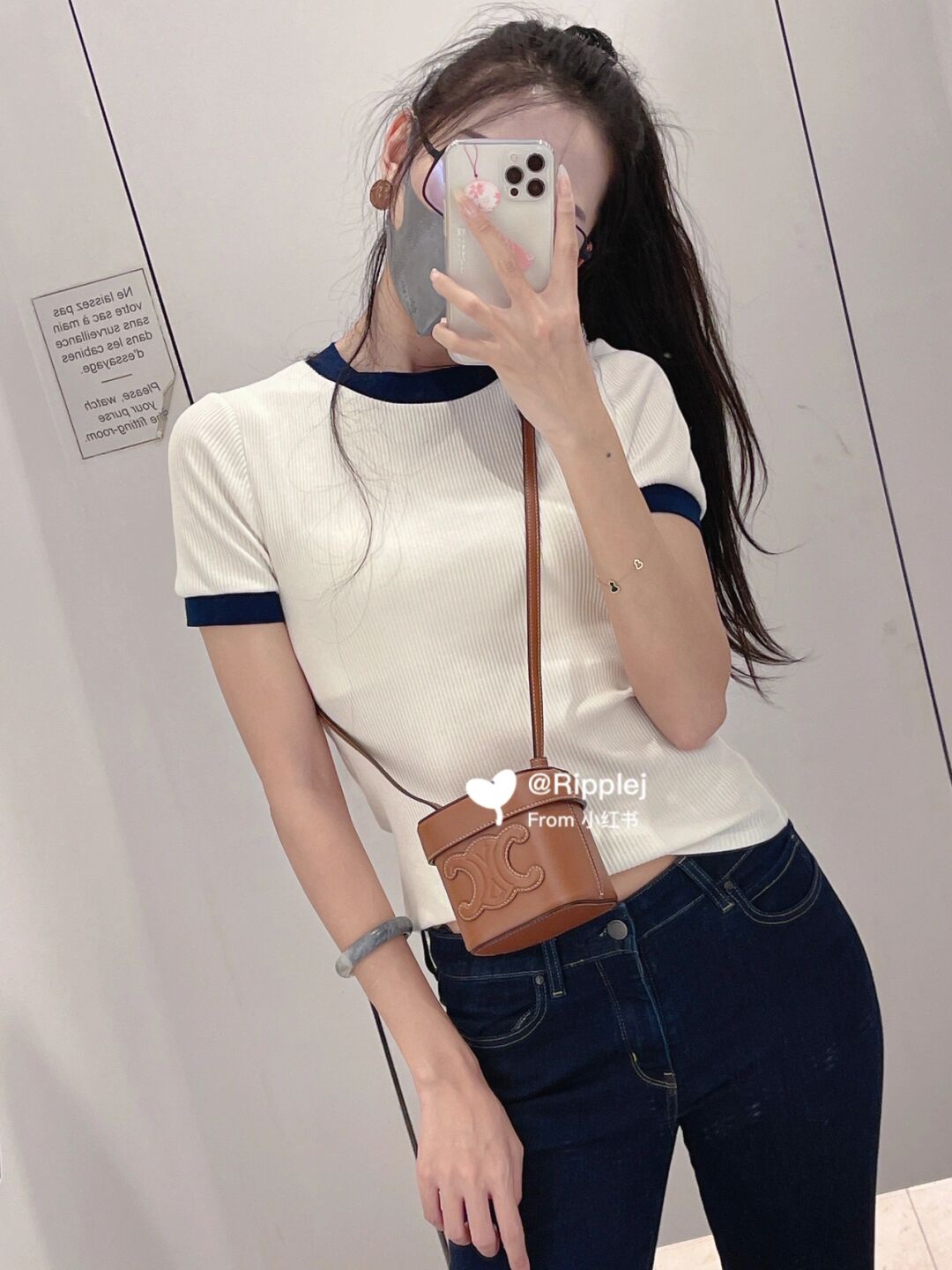 셀린느 조절 스트랩 미니 숄더백 상세 이미지 5