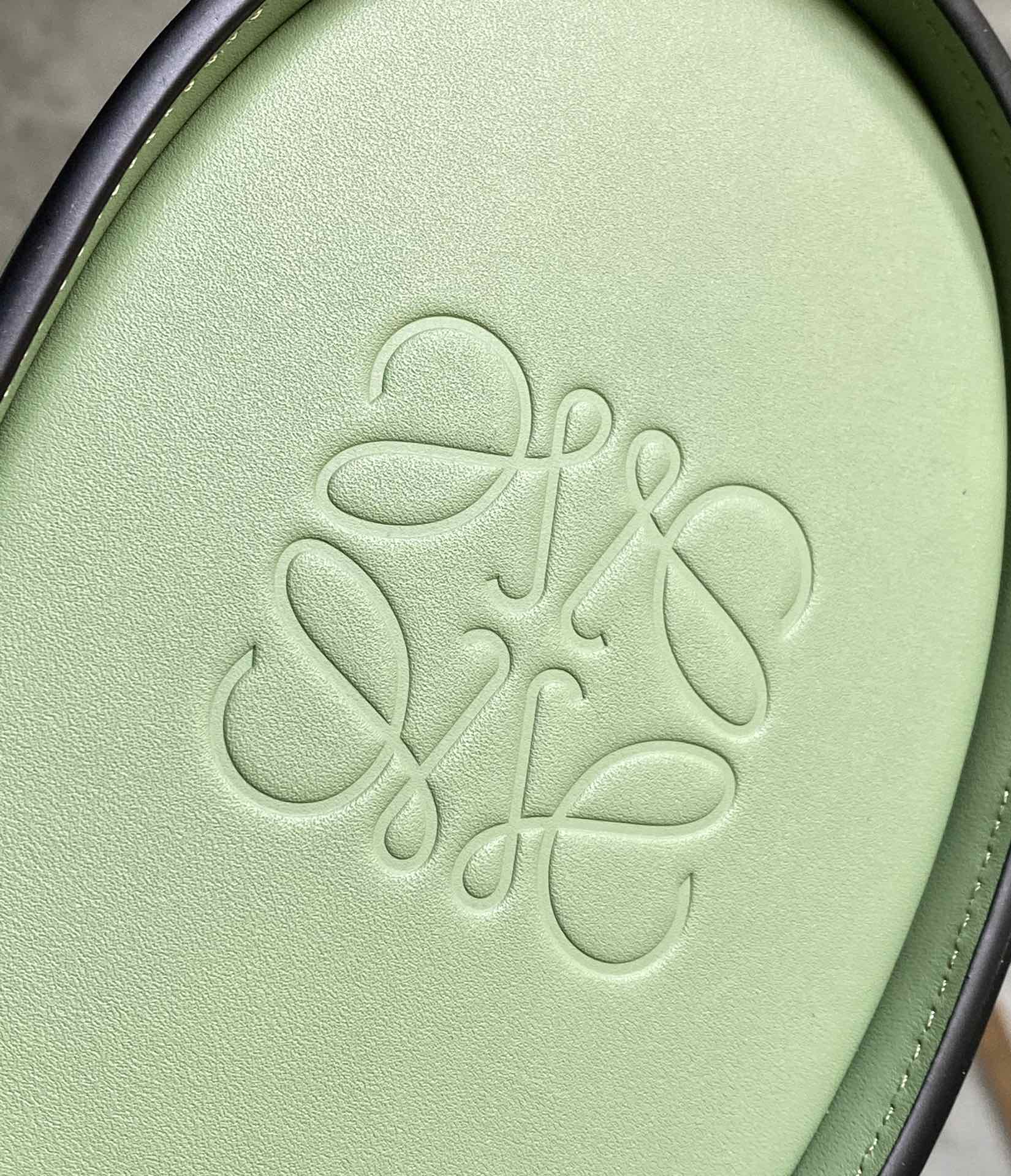 LOEWE罗意威 Moulded Bucket Bag 0677牛油果绿