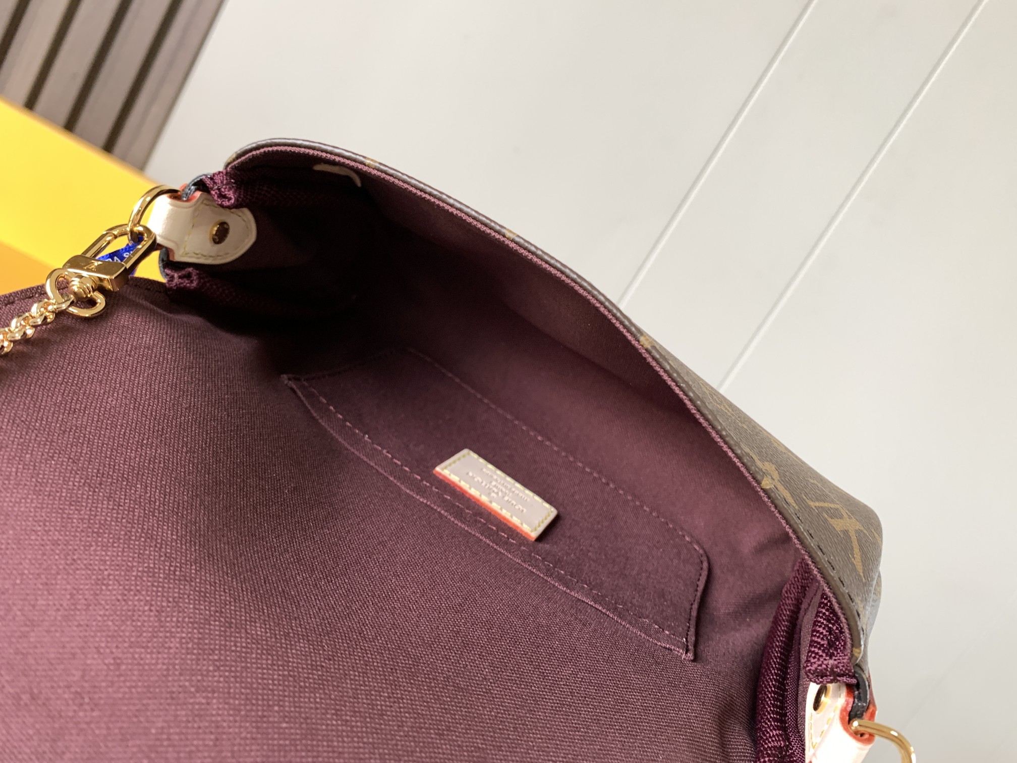 路易威登 Louis Vuitton 高定典藏名品高定成衣时装外套连衣裙衬衫T恤 #7EABC60A 8