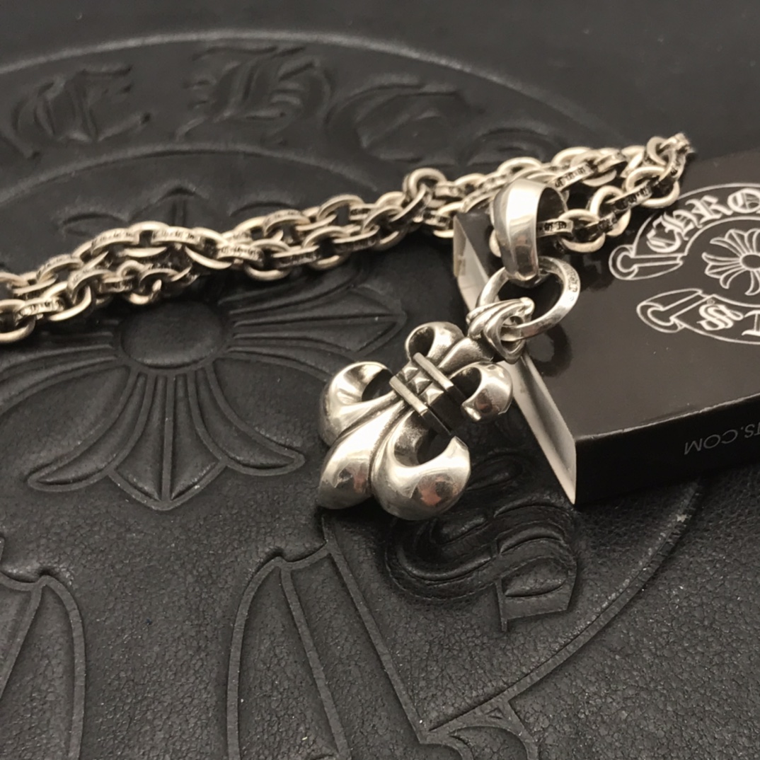 Chrome Hearts 高版本克罗心大号双环童军花吊坠配字母链，尺寸50-70，可搭配其他项链