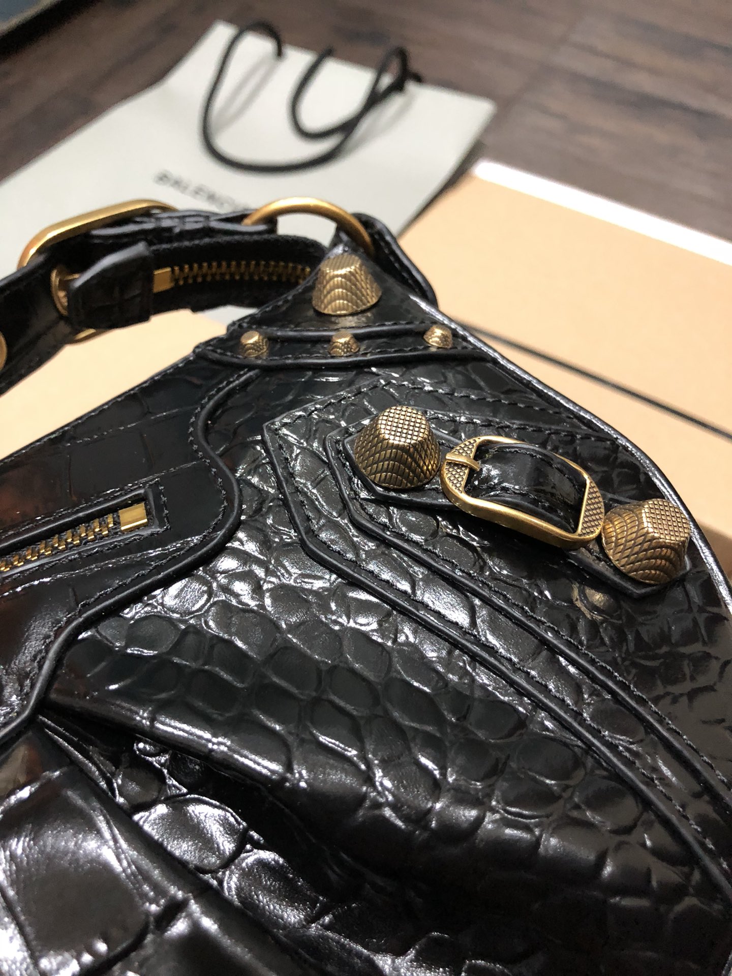 Balenciaga Style Black Leather Card Holder Lookbook Reference image 2