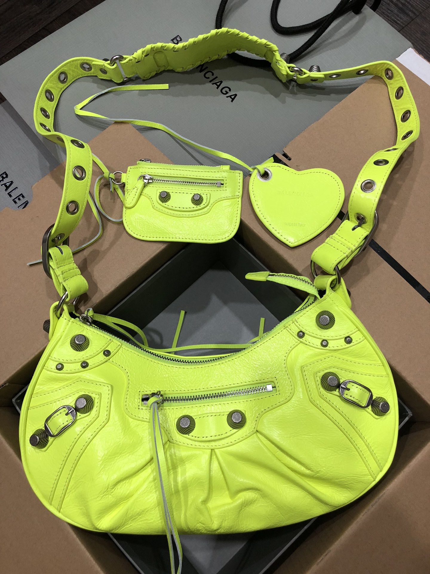 Balenciaga Style Leather Card Holder Lookbook Reference image 1