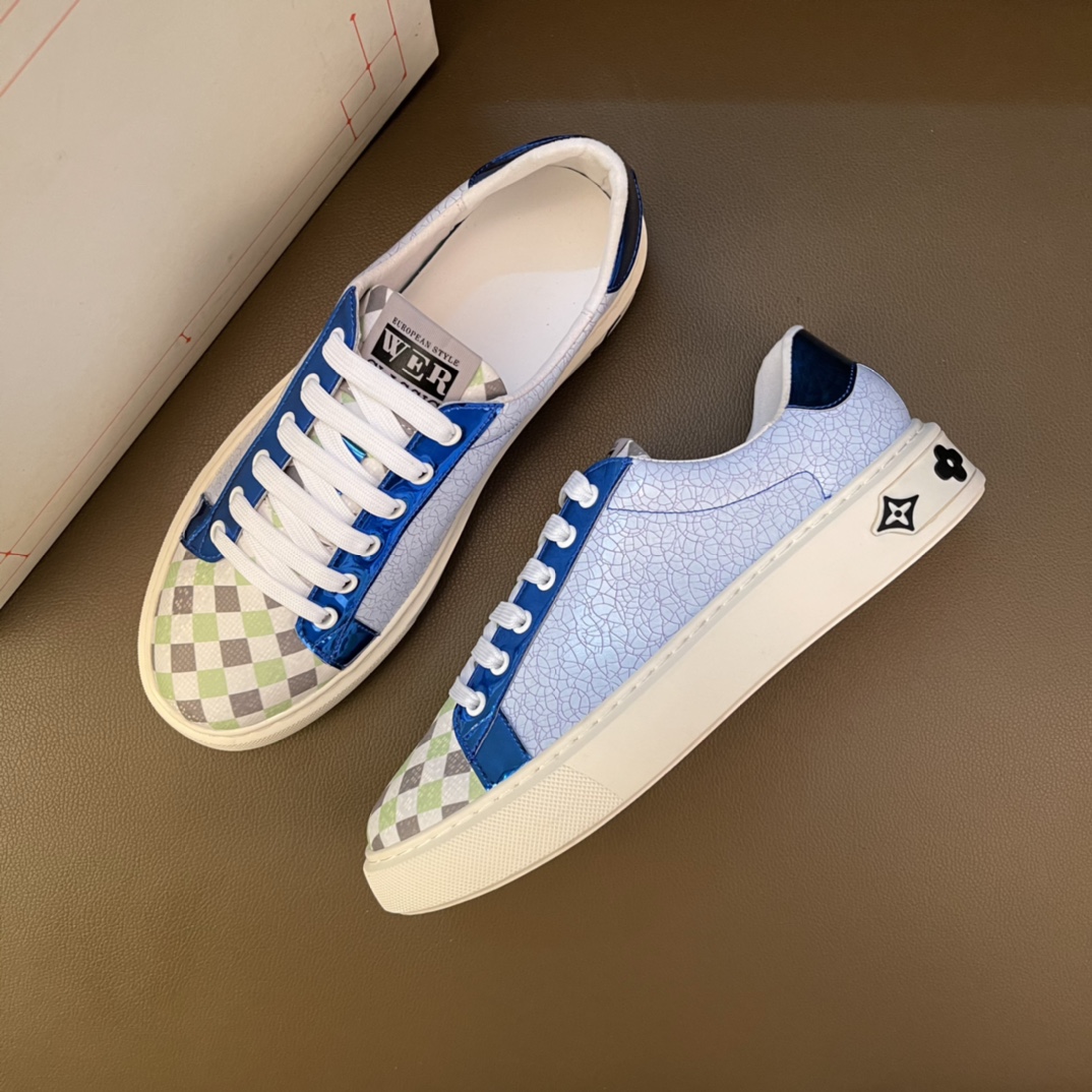 I0  高品质欧美大师设计简洁高档大气，专柜品质值得信赖，面料进口顶级牛皮 。😍 牛皮内里🐑 做工精细，专柜原版大底，上脚舒适百搭，潮男乐福专属定制，小 麦昆 Alexander McQueen  适合司机户外行车🚗 休闲鞋系列之首 男鞋