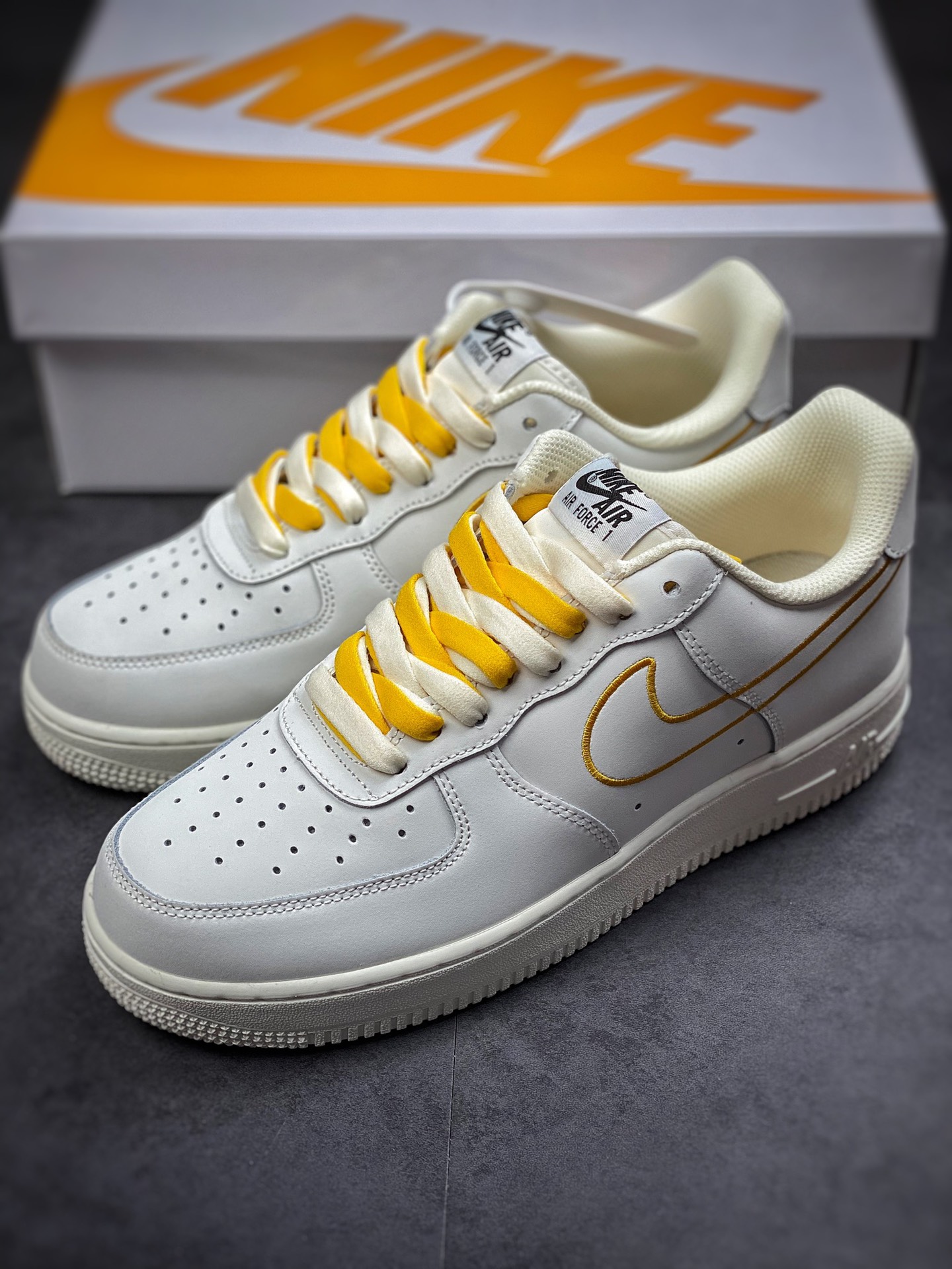 220 Nike Air Force 1 Low 07 米黄电绣勾 CL6326-168