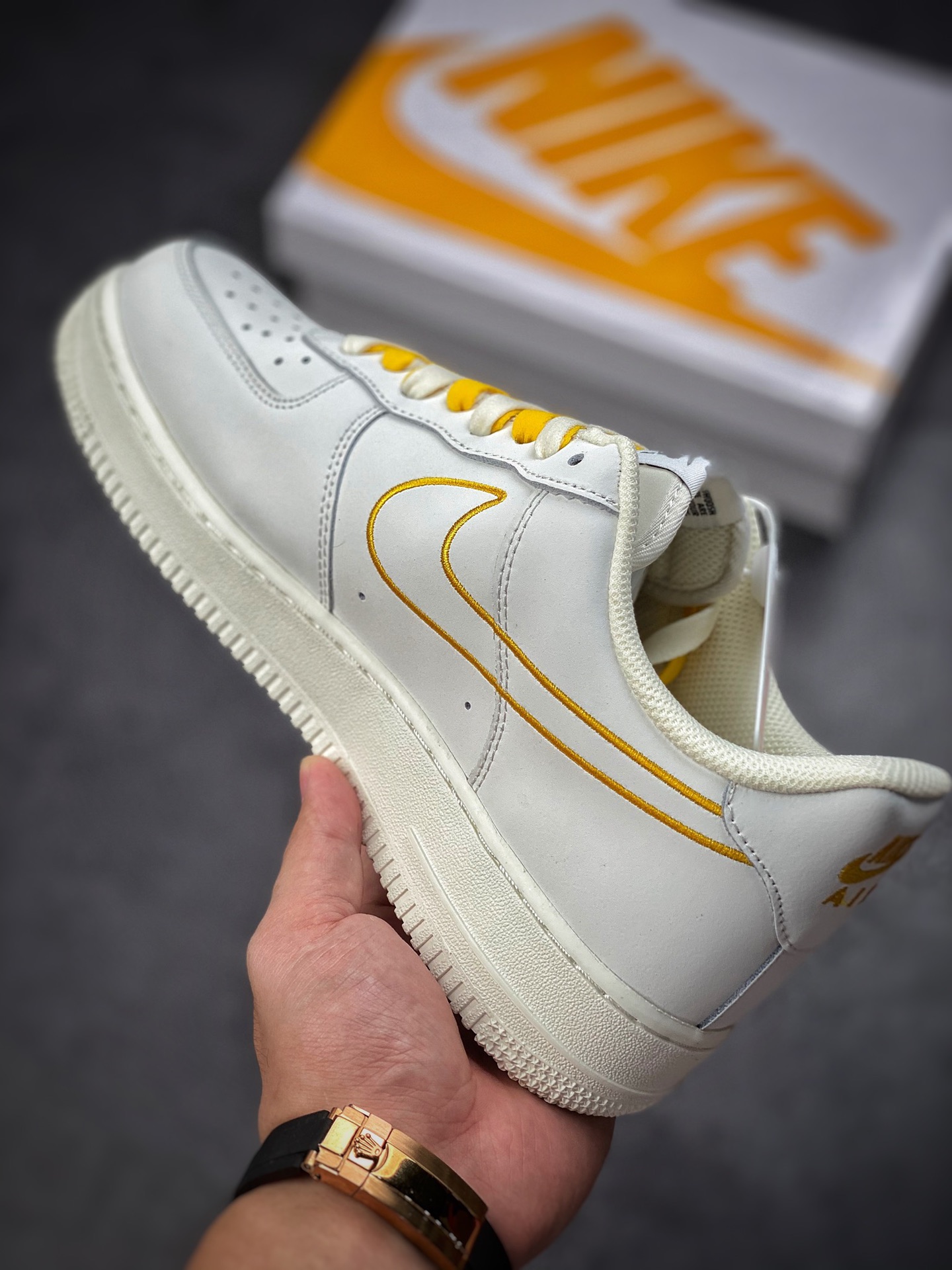 220 Nike Air Force 1 Low 07 米黄电绣勾 CL6326-168