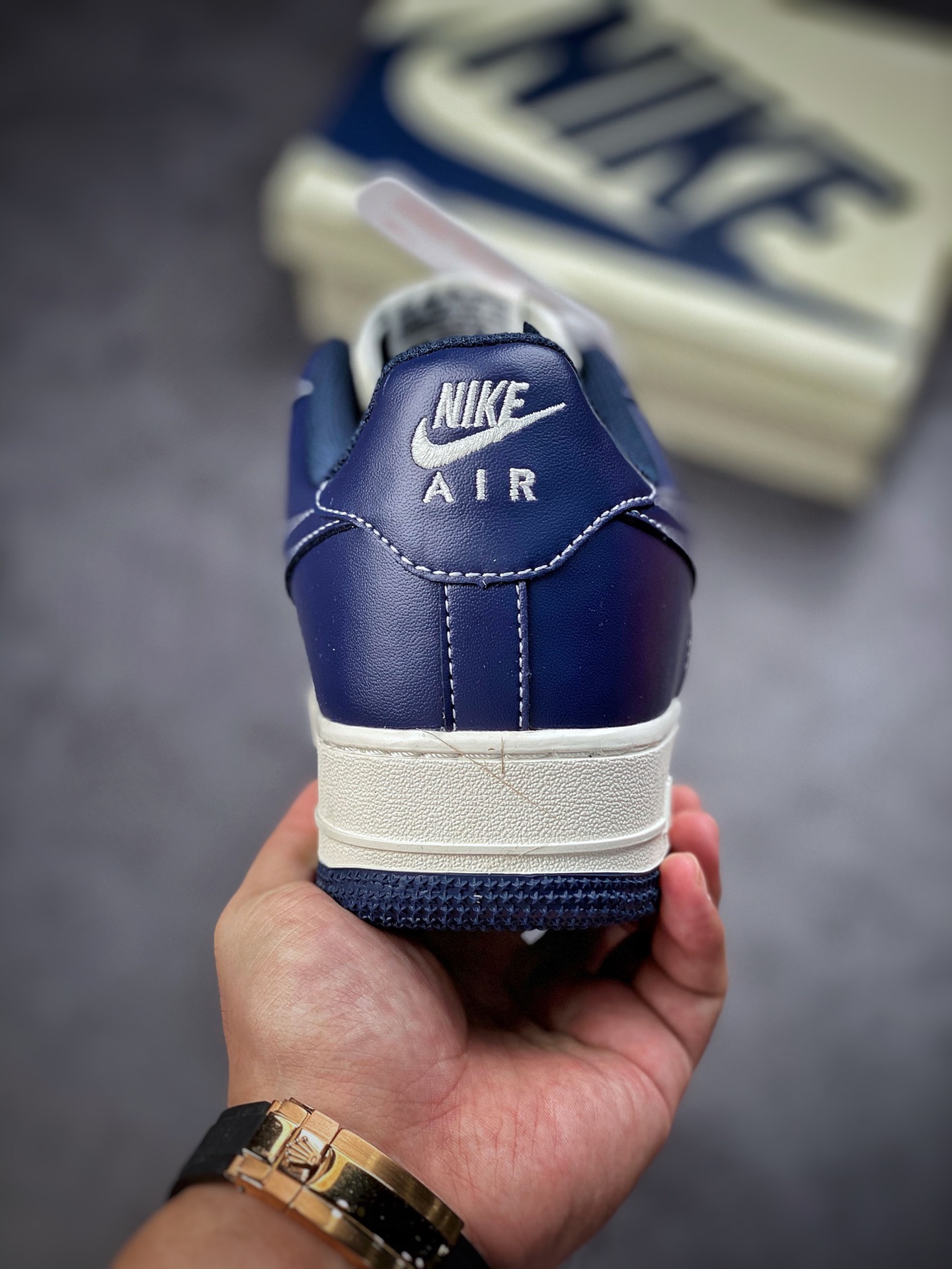 240 Nike Air Force 1 Low 07 藏蓝满天星 SH6928-698-莆田鞋,莆田鞋货源,高仿鞋,高仿鞋货源,安福档口,莆田高仿鞋,莆田鞋批发,高仿鞋批发,莆田高仿运动鞋,高仿运动鞋,莆田运动鞋 240 Nike Air Force 1 Low 07 藏蓝满天星 SH6928-698