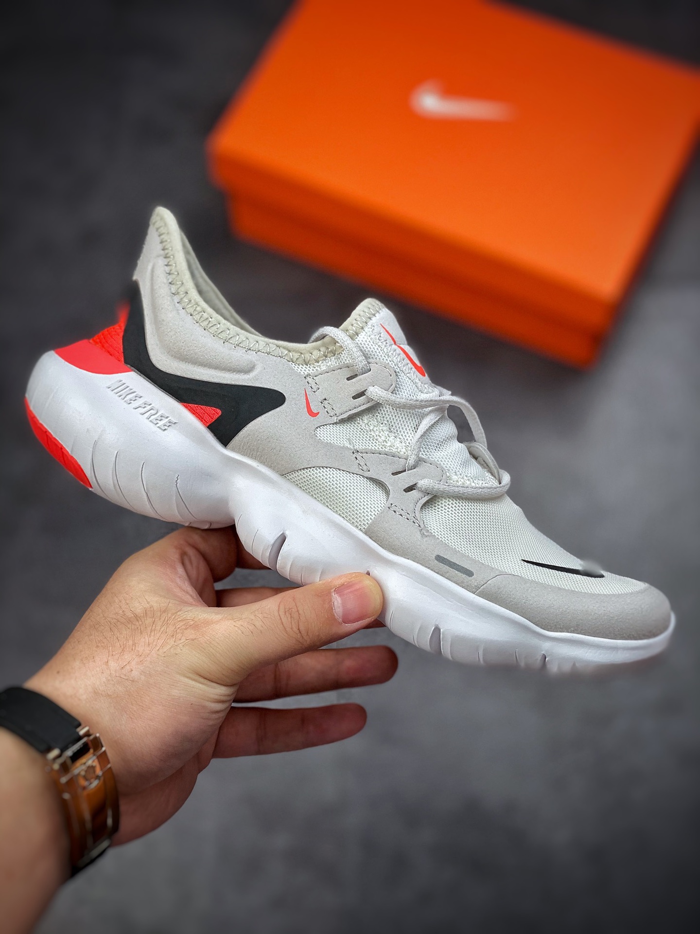 160 Nike Free RN Flyknit 赤足5.0二代轻跑鞋 AQ1289-004