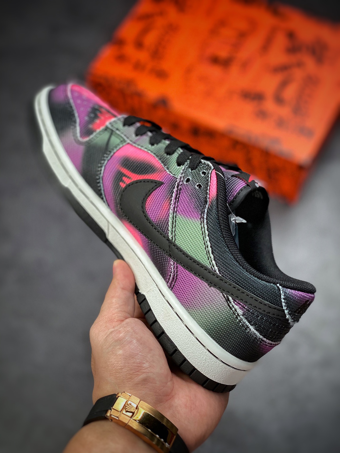 300 Nike Dunk Low  ”Graffti” 扎染 街头涂鸦系列 DM0108-002