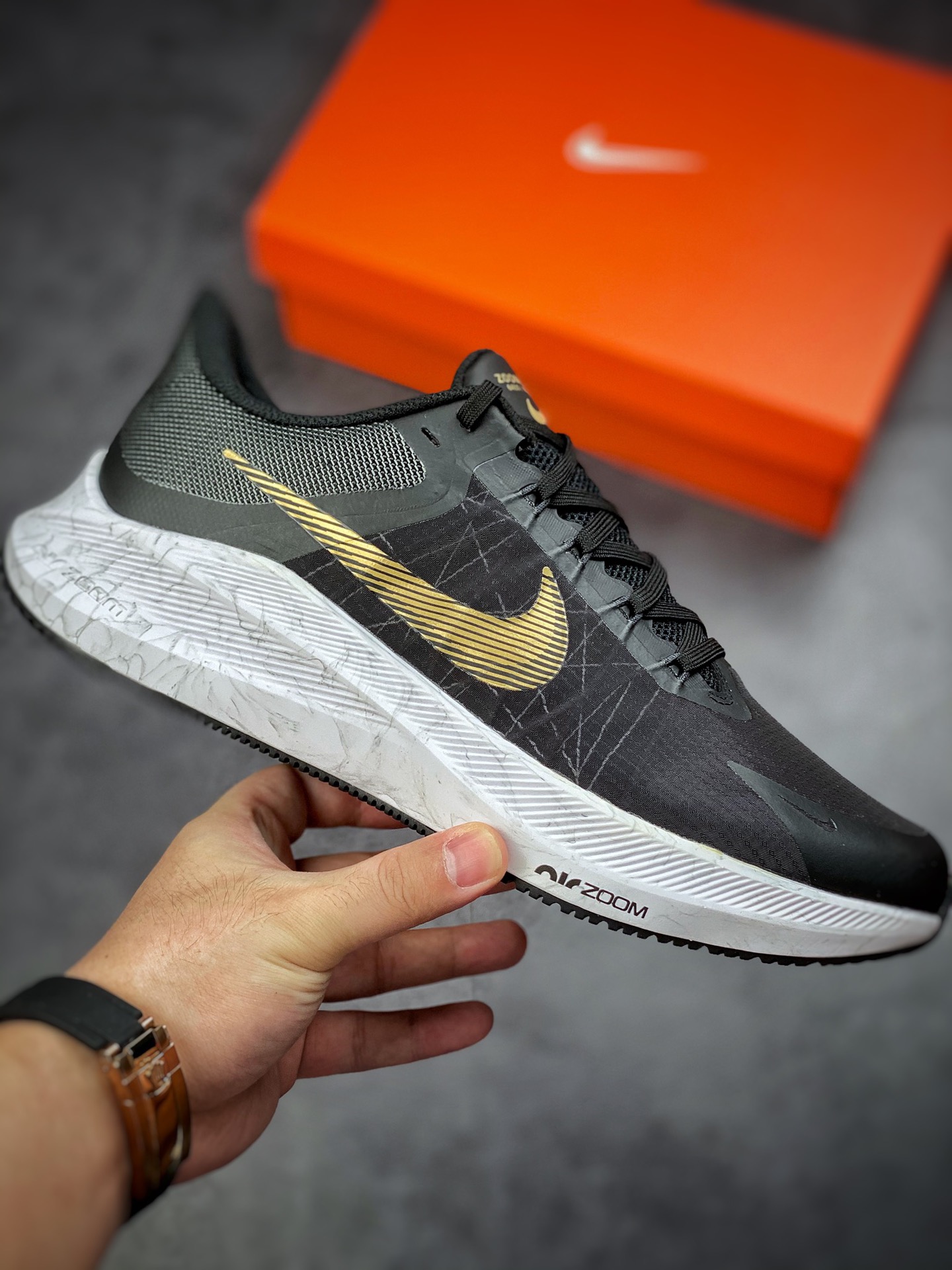190 Nike Air Zoom Winflo 8代  网透面气 训跑练步鞋  CW3419-009