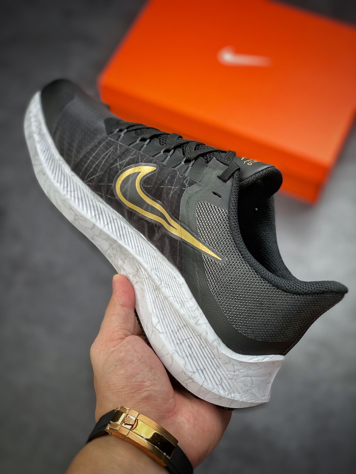 190 Nike Air Zoom Winflo 8代  网透面气 训跑练步鞋  CW3419-009