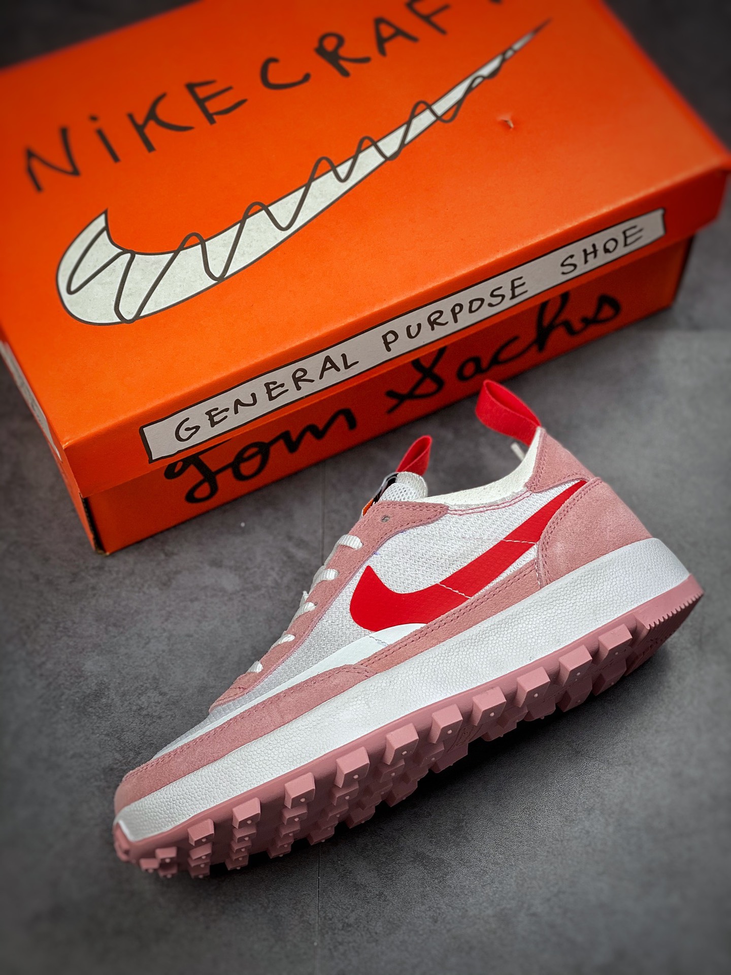 180 Tom Sachs x Nike Craft 白粉该鞋款DA6672-800