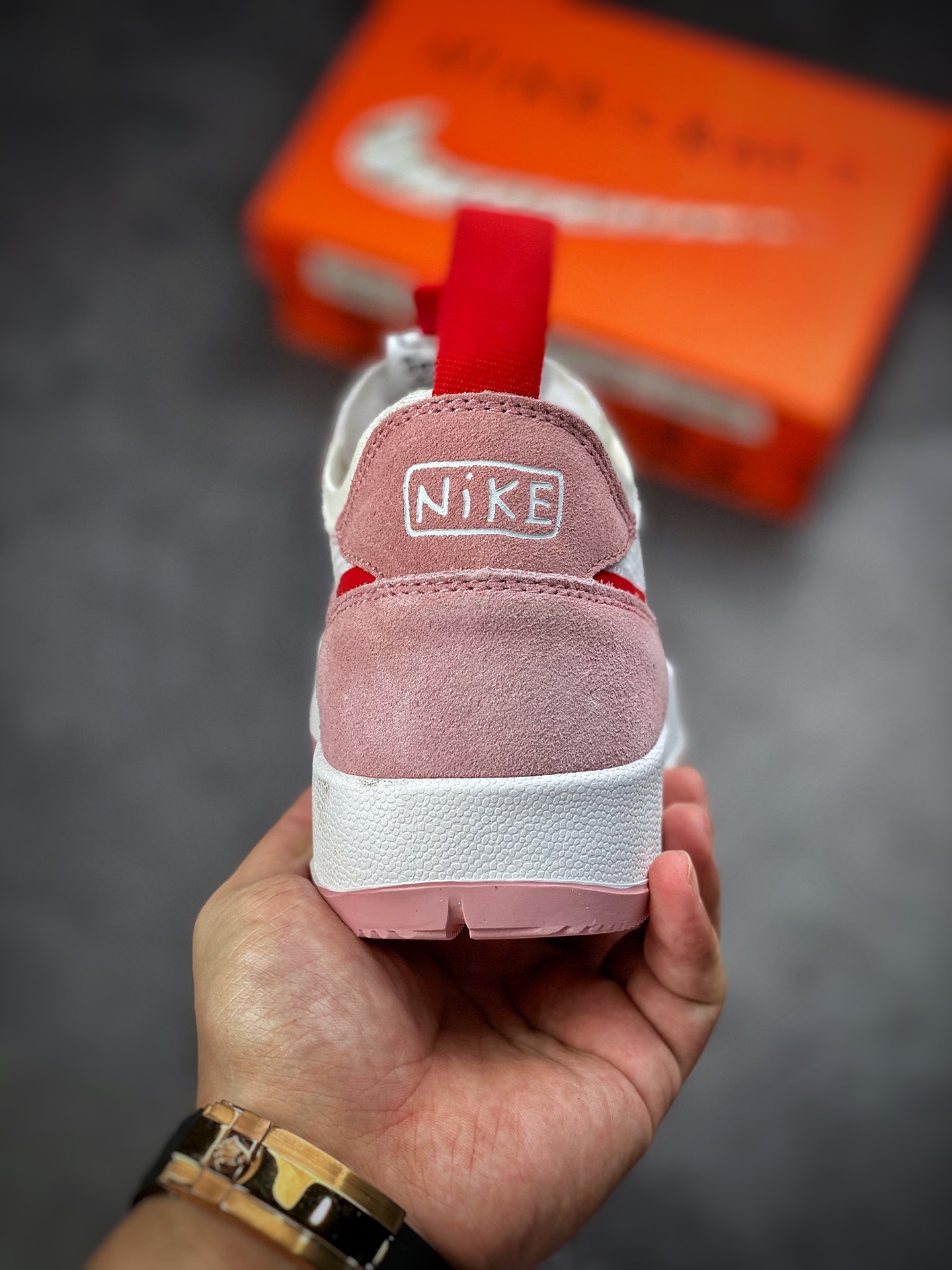 180 Tom Sachs x Nike Craft 白粉该鞋款DA6672-800