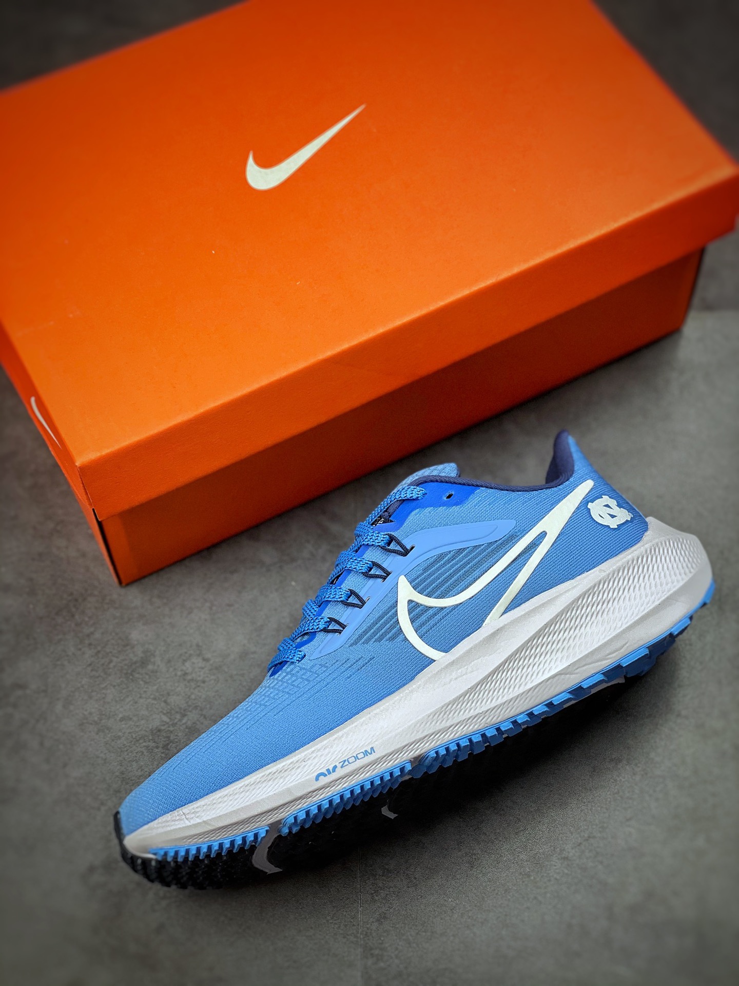 160 【最强性价比版本】 耐克Nike Zoom Pegasus 39代 超级飞马涡轮增压马拉松休闲运动慢跑鞋-莆田鞋,莆田鞋货源,高仿鞋,高仿鞋货源,安福档口,莆田高仿鞋,莆田鞋批发,高仿鞋批发,莆田高仿运动鞋,高仿运动鞋,莆田运动鞋 160 【最强性价比版本】 耐克Nike Zoom Pegasus 39代 超级飞马涡轮增压马拉松休闲运动慢跑鞋