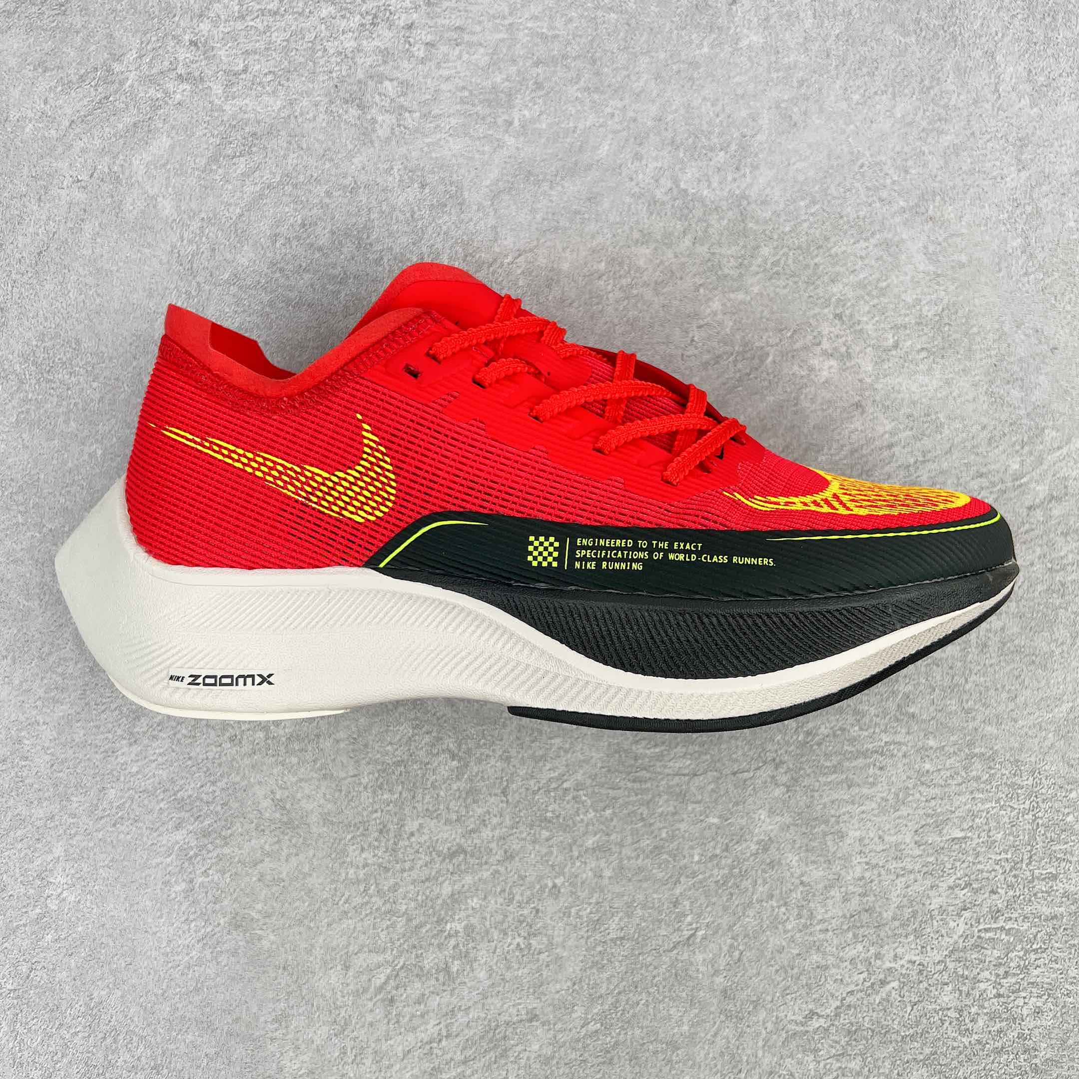 ＃纯原福利 NK ZoomX Vaporfly Next% 马拉松一代跑鞋 鞋面使用了全新 Vaporweave 科技 这种类似蝉翼的材质相比 Flyknit 更加轻薄透气 非对称的鞋带系统和泡棉护垫的加入令舒适度更高 鞋头辅以超大的 Swoosh 点缀 再配上流线型外观设计 时尚感十足 尺码：36 36.5 37.5 38 38.5 39 40 40.5 41 42 42.5 43 44 44.5 45-选品中心