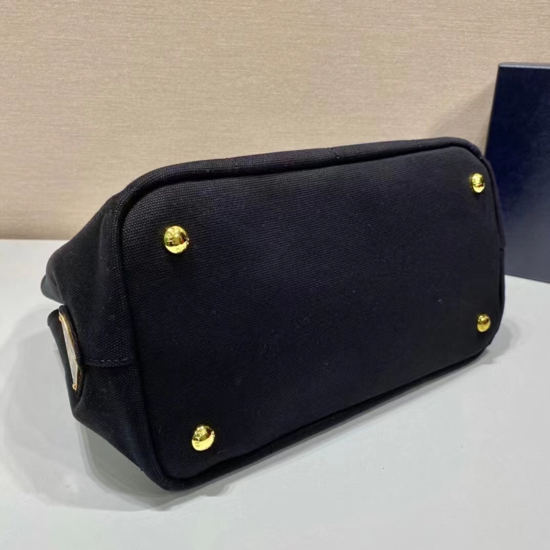 Prada bag 5