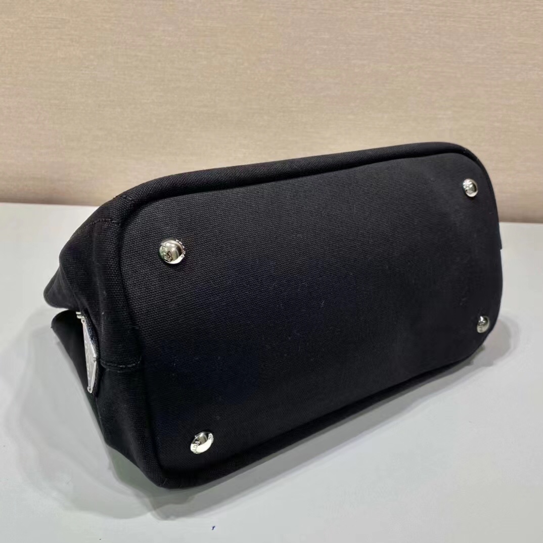 Prada bag 5