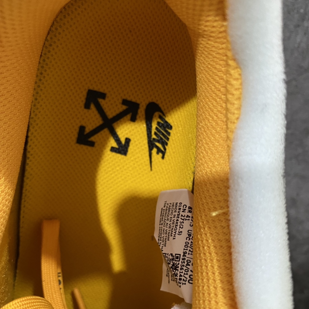 图片[6]-渠道纯原版 Nike Air Force1 X Off White AF1 OW 黄色色艺术馆 DD1876-700 重金购入原鞋开发 耗时多个月开发打造 北美突袭发售一波 现正品价格逼近两万元大关 市面唯一使用正确批次卡色 Prime Asia 贝利原厂皮料 （与zp无色差）原楦原纸板 确保最大程度还原鞋头采用数码冲孔 清洁度完美 正确中底双色四线拉帮 侧面字体采用原厂高频工艺 多层印刷加厚处理 立体清晰 区分市面单层油墨印刷 原厂防盗扣 原档案大底 第一批仅1200双 外贸客户必主推版本 尺码 36 36.5 37.5 38 38.5 39 40 40.5 41 42 42.5 43 44 44.5 45 46 47.5-选品中心