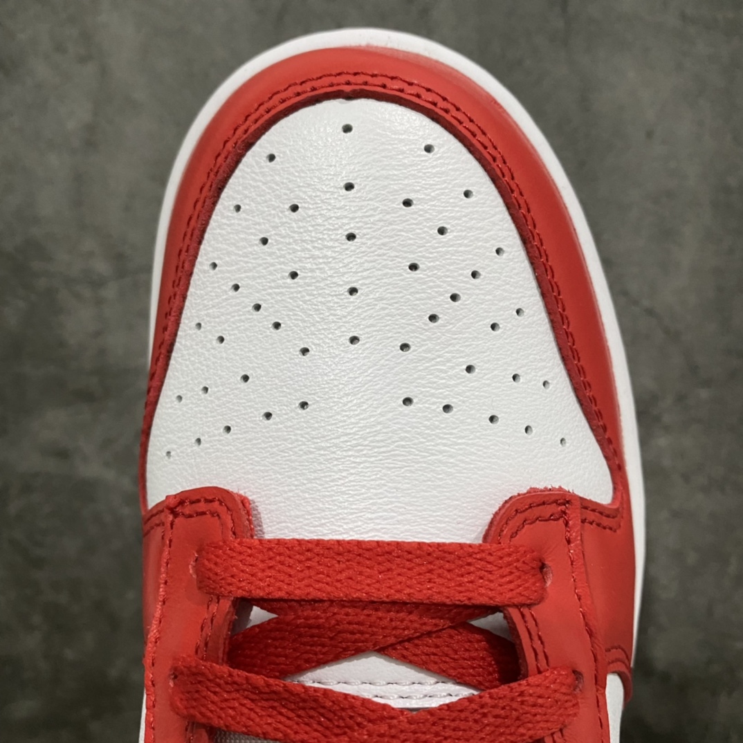 图片[5]-M纯原 NK Dunk Low SP 白红 CU1727-100 圈内最强 零售首选 独家原厂航空铝磨具打磨大底 鞋头坡度极致还原 原盒原配 圈内天花板工艺 原厂冲刀 超高清洁度 全鞋零毛边皮料切割 全套原楦原模倾力打造完美版型 采用原厂百宏鞋带以及原厂百宏织唛舌标 内标可供原厂几率过验 原厂中底布黄色点胶 原厂中底布拉帮走线遵循公司‼️ 尺码：36 36.5 37.5 38 38.5 39 40 40.5 41 42 42.5 43 44 45 46 47.5-选品中心