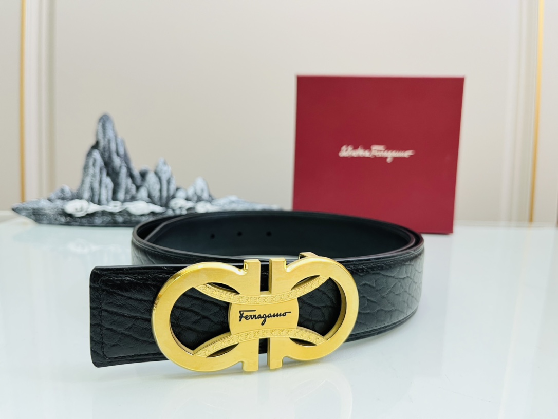 I5  Ferragamo 菲拉格慕  皮带腰带：双面使用专柜质量、百分百头层牛皮、24k纯钢扣、送人自用首选、保证真皮 包装：请认准图片专柜包装、送打孔器 全套包装 宽度：3.8cm 长度：国标cm-cm 不可以自行裁剪长度