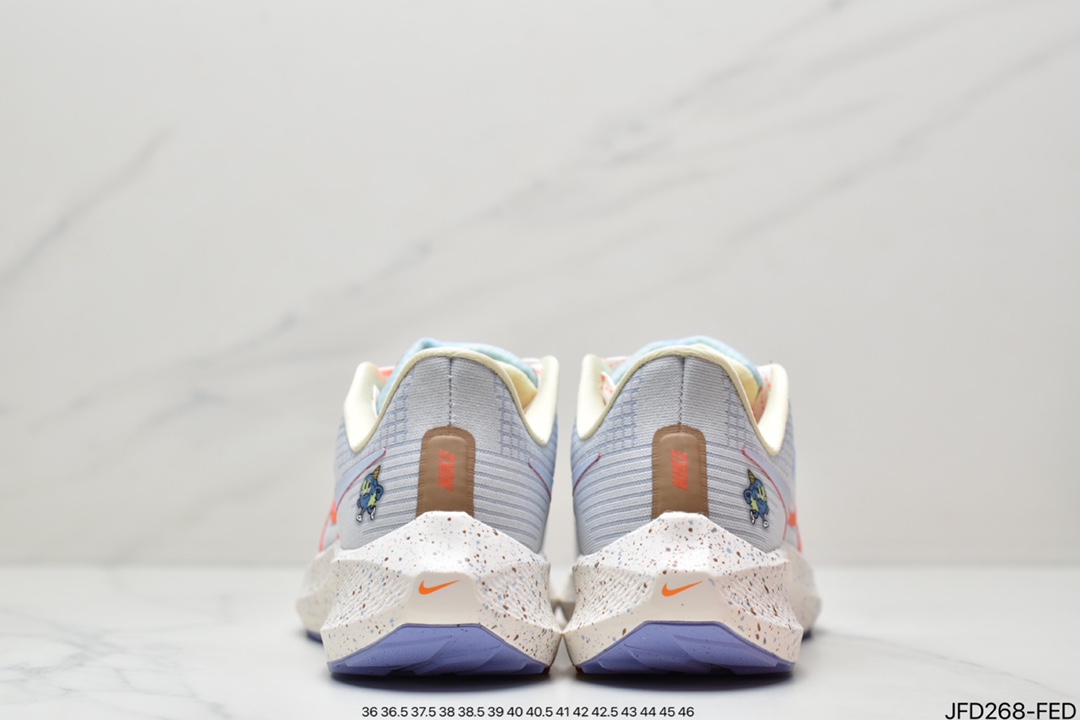 170 耐克Nike Air Zoom Winflo 39登月系列网透面气 训跑练步鞋