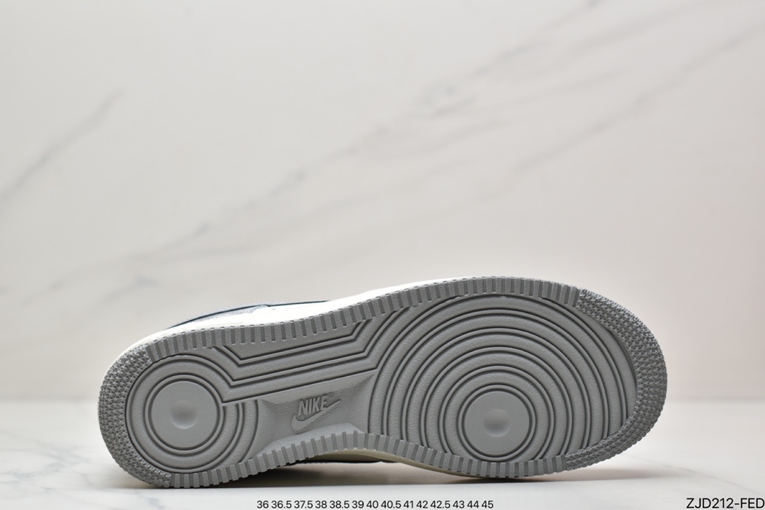 240 耐克Nike Air Force 1 Low  空军一号低帮百搭休闲运动板鞋