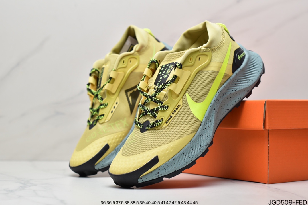 180 Nike Pegasus Trail 3 运动鞋 耐克男鞋跑步鞋 DC8793-300