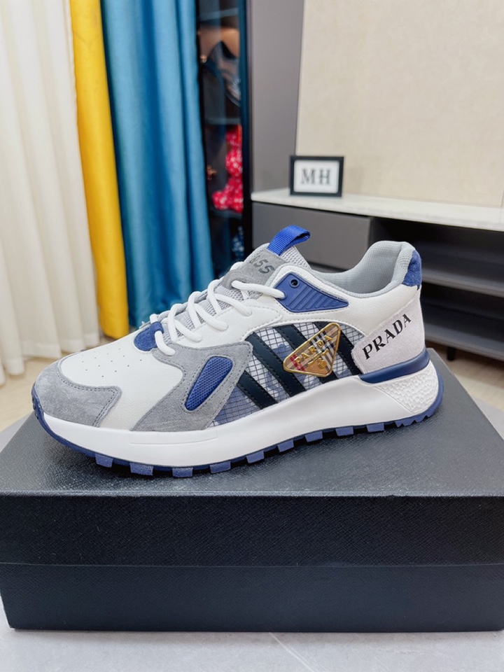 J0    Prada  -普拉达最🙈原版复刻👟👟👟可到做工一流 鞋面意大利🇮🇹进口小牛皮❗️，真皮内里@适合出行，原版复刻大底，让你适合各种出行，尽显低调奢华。以质量说话.: