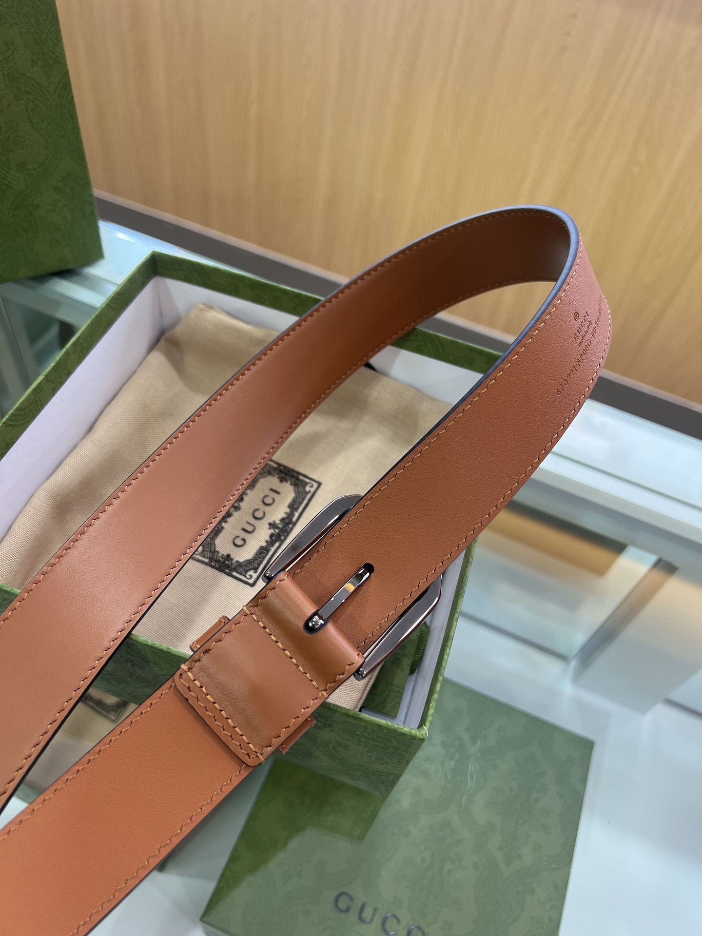 Gucci古驰   双G专柜新款双面头层牛皮纯铜五金电镀3.5cm腰带