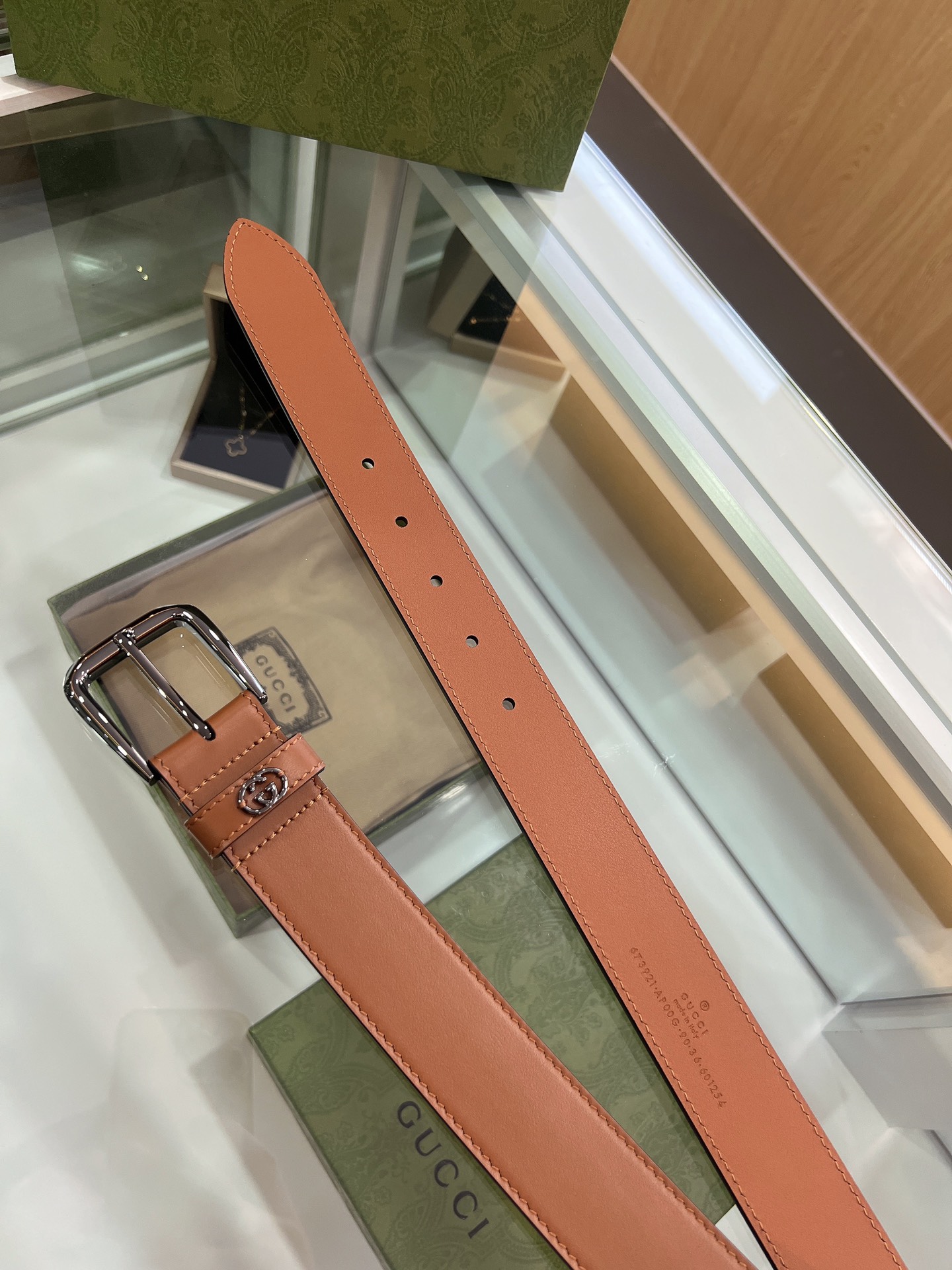Gucci古驰   双G专柜新款双面头层牛皮纯铜五金电镀3.5cm腰带