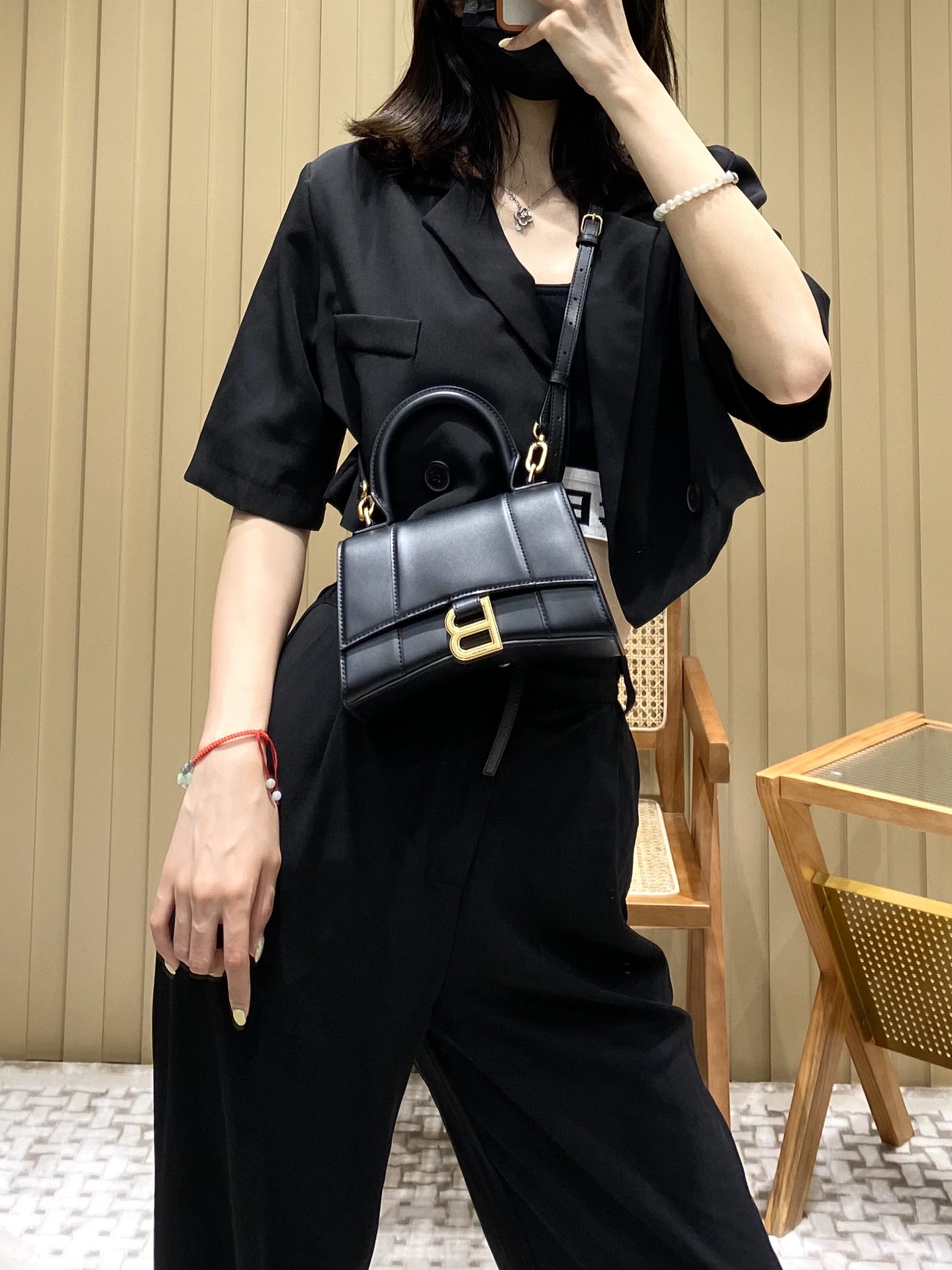 Balenciaga Hourglass XS 19CM BAG 平纹沙漏包 592833黑色/金扣