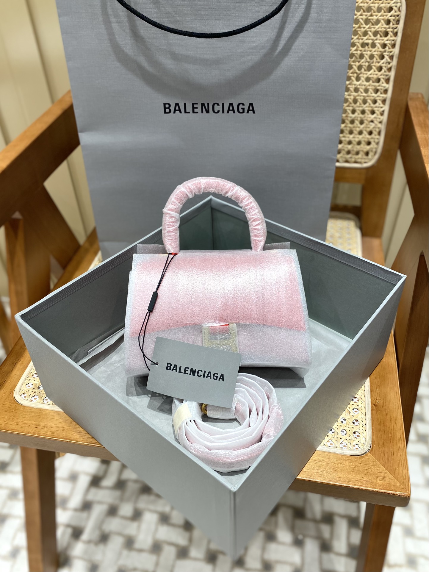 Balenciaga Hourglass XS 19CM BAG 平纹沙漏包 592833红色/金扣