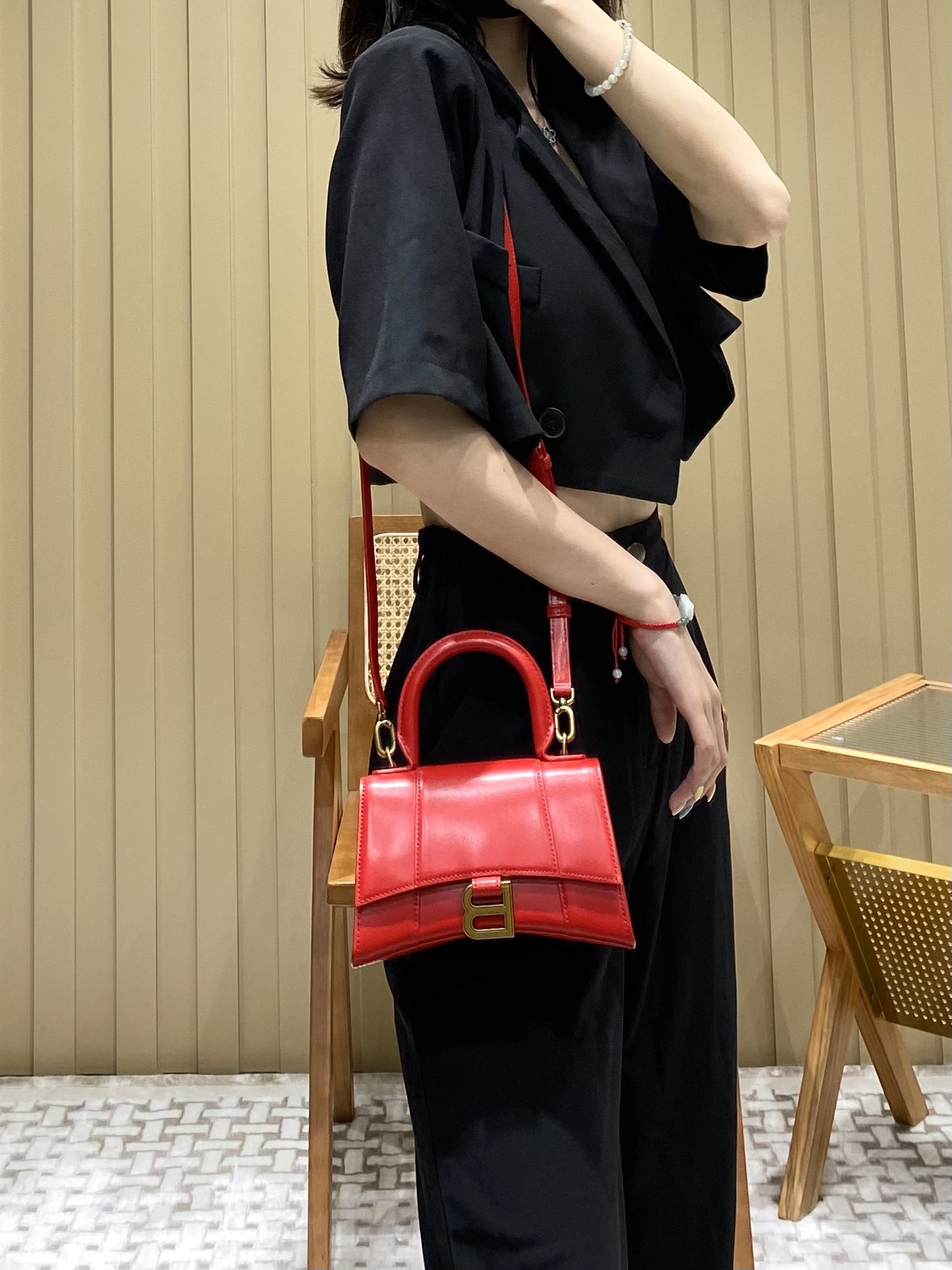 Balenciaga Hourglass XS 19CM BAG 平纹沙漏包 592833红色/金扣