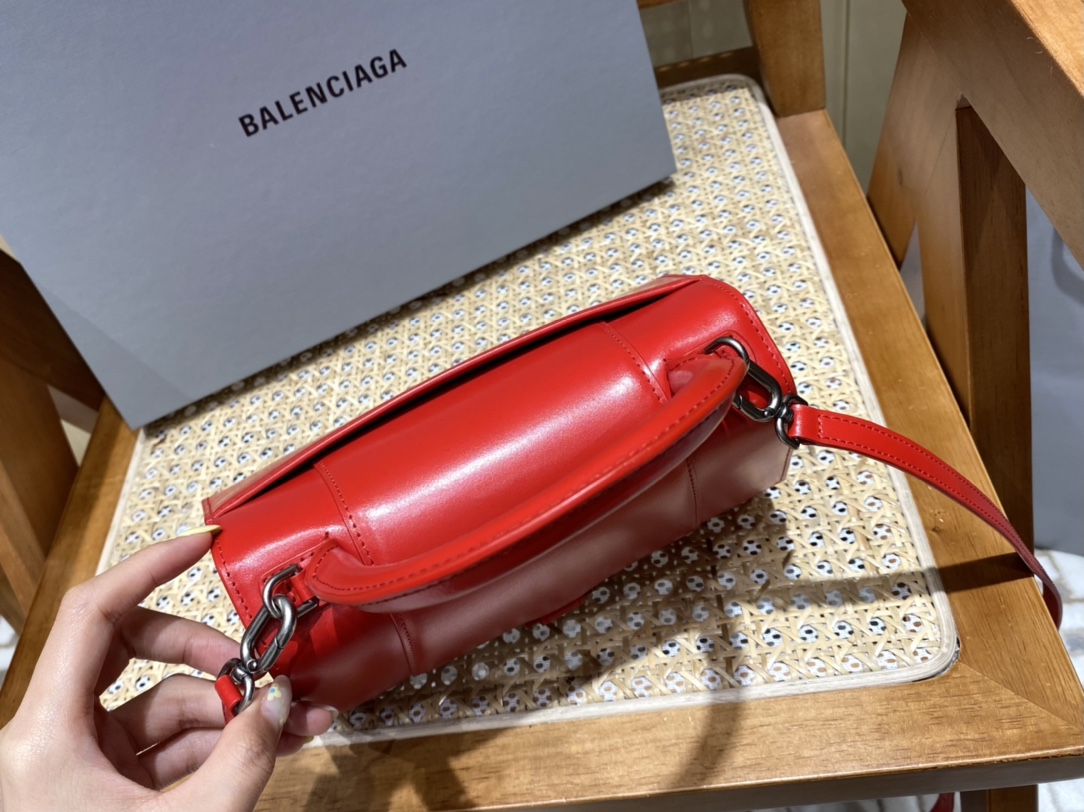 Balenciaga Hourglass S 23CM 平纹纹沙漏包 593546红色/红扣