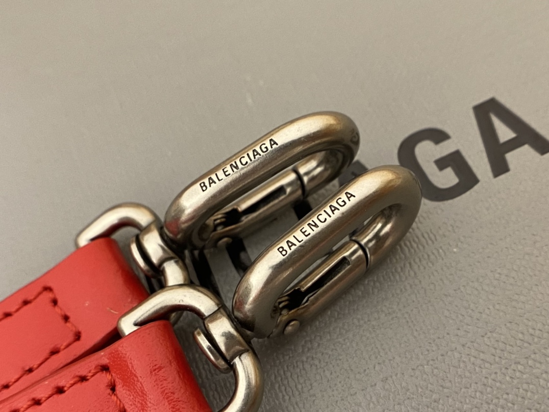 Balenciaga Hourglass S 23CM 平纹纹沙漏包 593546红色/红扣