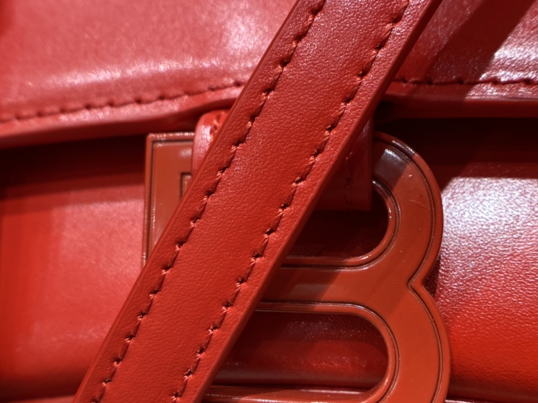 Balenciaga Hourglass S 23CM 平纹纹沙漏包 593546红色/红扣