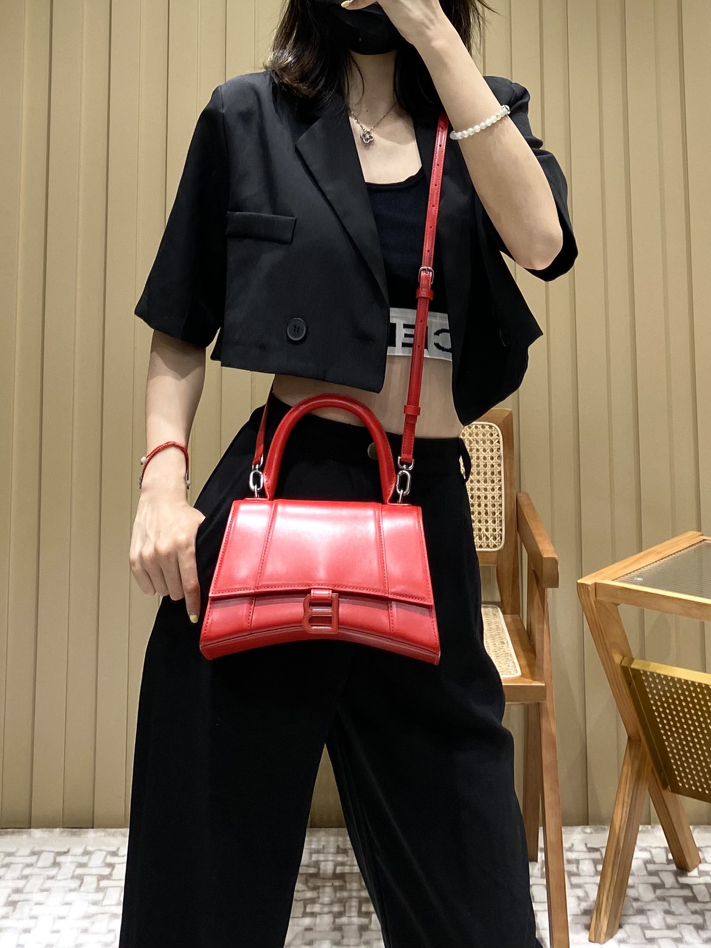 Balenciaga Hourglass S 23CM 平纹纹沙漏包 593546红色/红扣