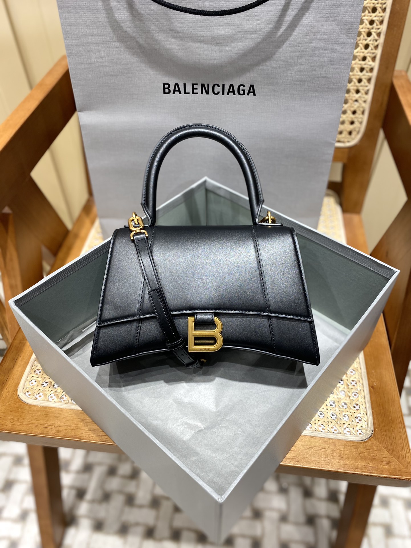 Balenciaga Hourglass S 23CM 平纹纹沙漏包 593546黑色/金扣