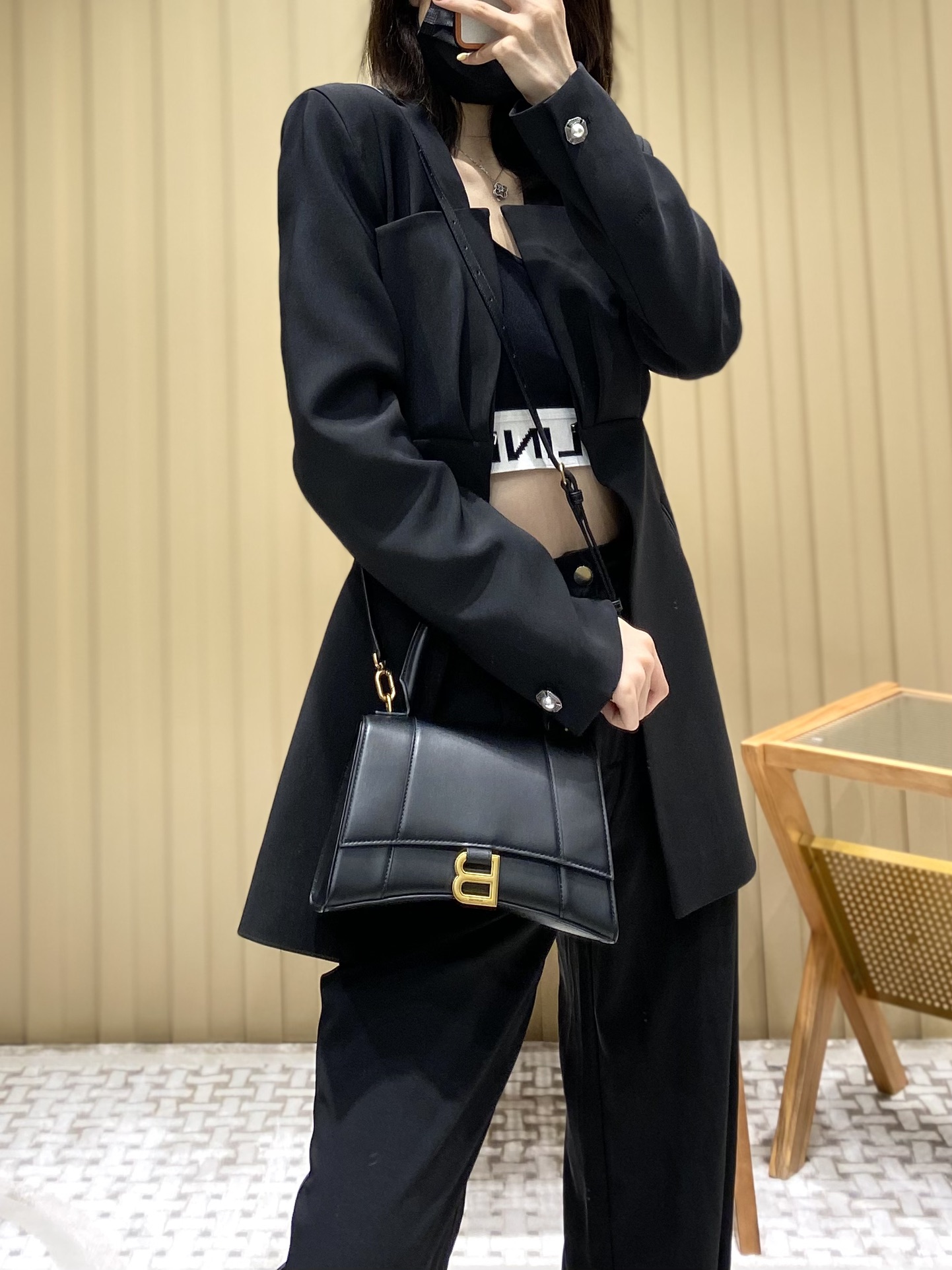 Balenciaga Hourglass S 23CM 平纹纹沙漏包 593546黑色/金扣