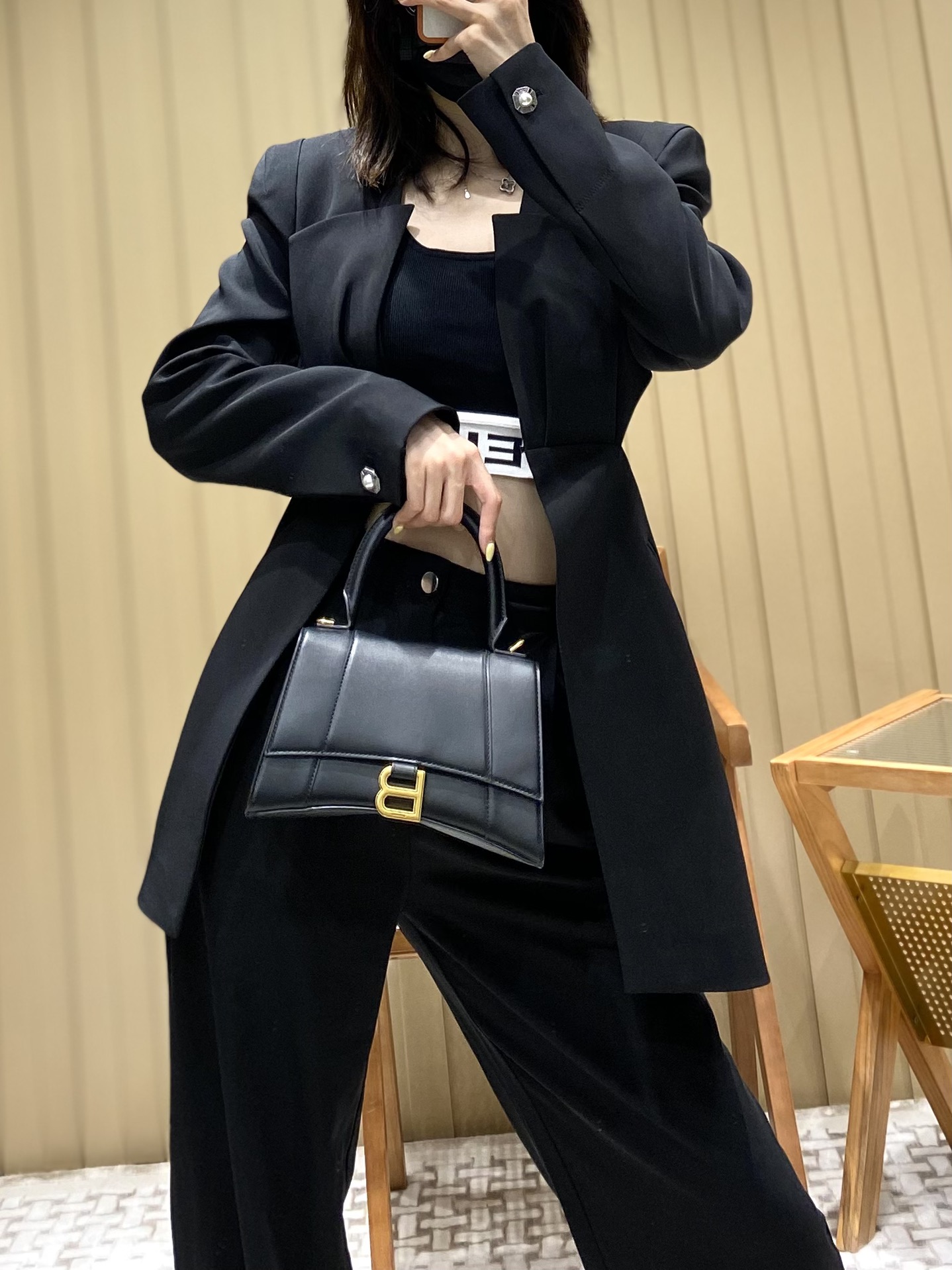 Balenciaga Hourglass S 23CM 平纹纹沙漏包 593546黑色/金扣