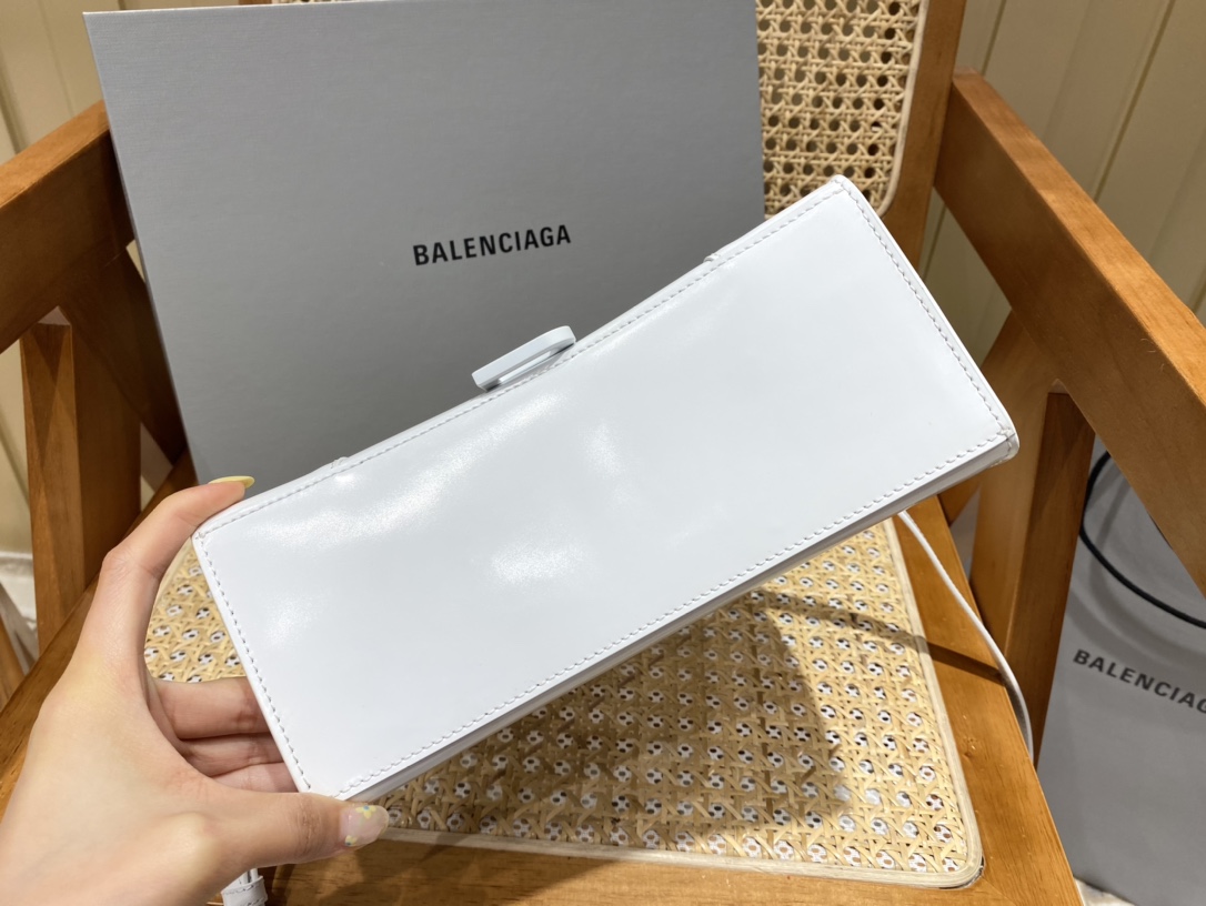 Balenciaga Hourglass S 23CM 平纹纹沙漏包 593546奶白色/白扣