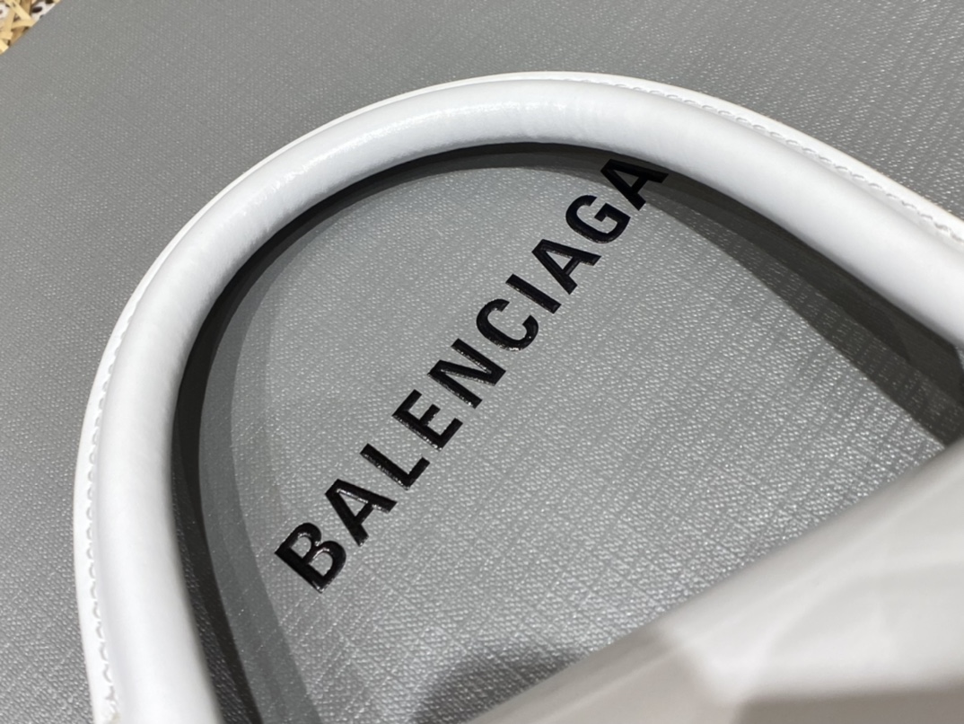 Balenciaga Hourglass S 23CM 平纹纹沙漏包 593546奶白色/白扣