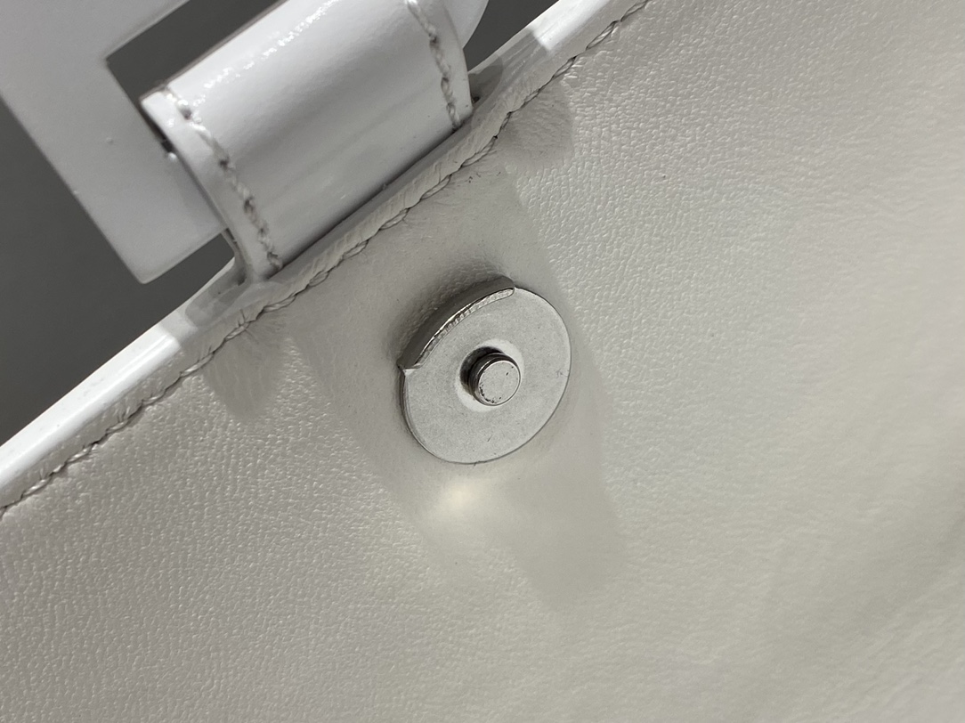 Balenciaga Hourglass S 23CM 平纹纹沙漏包 593546奶白色/白扣