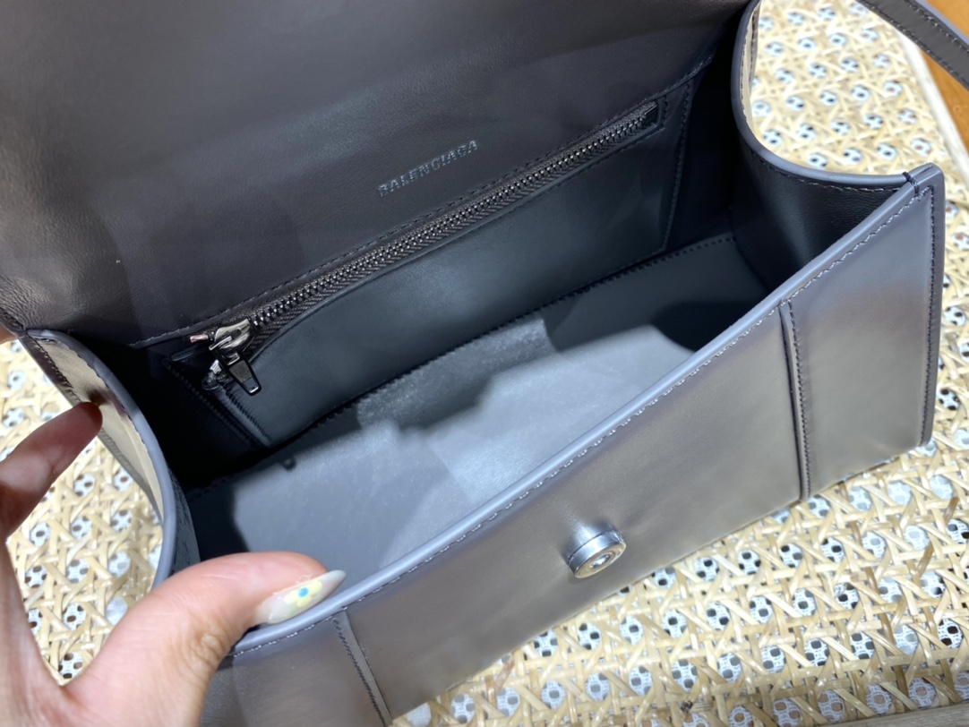 Balenciaga Hourglass S 23CM 平纹纹沙漏包 593546灰色/银扣