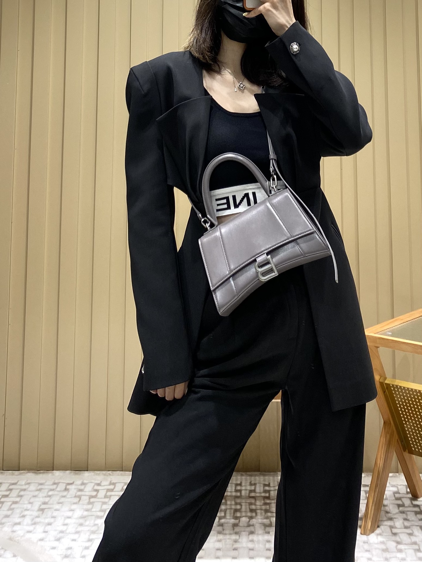 Balenciaga Hourglass S 23CM 平纹纹沙漏包 593546灰色/银扣