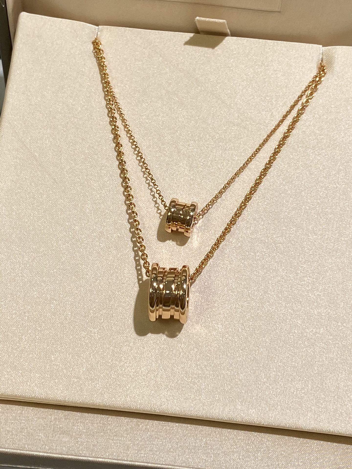 NO:631721,Large and small spring necklaces, large, necklace, Cartier high-end jewelry19860909大小号弹簧项链 大号,,necklace,卡迪亚高端饰品,Jewelry