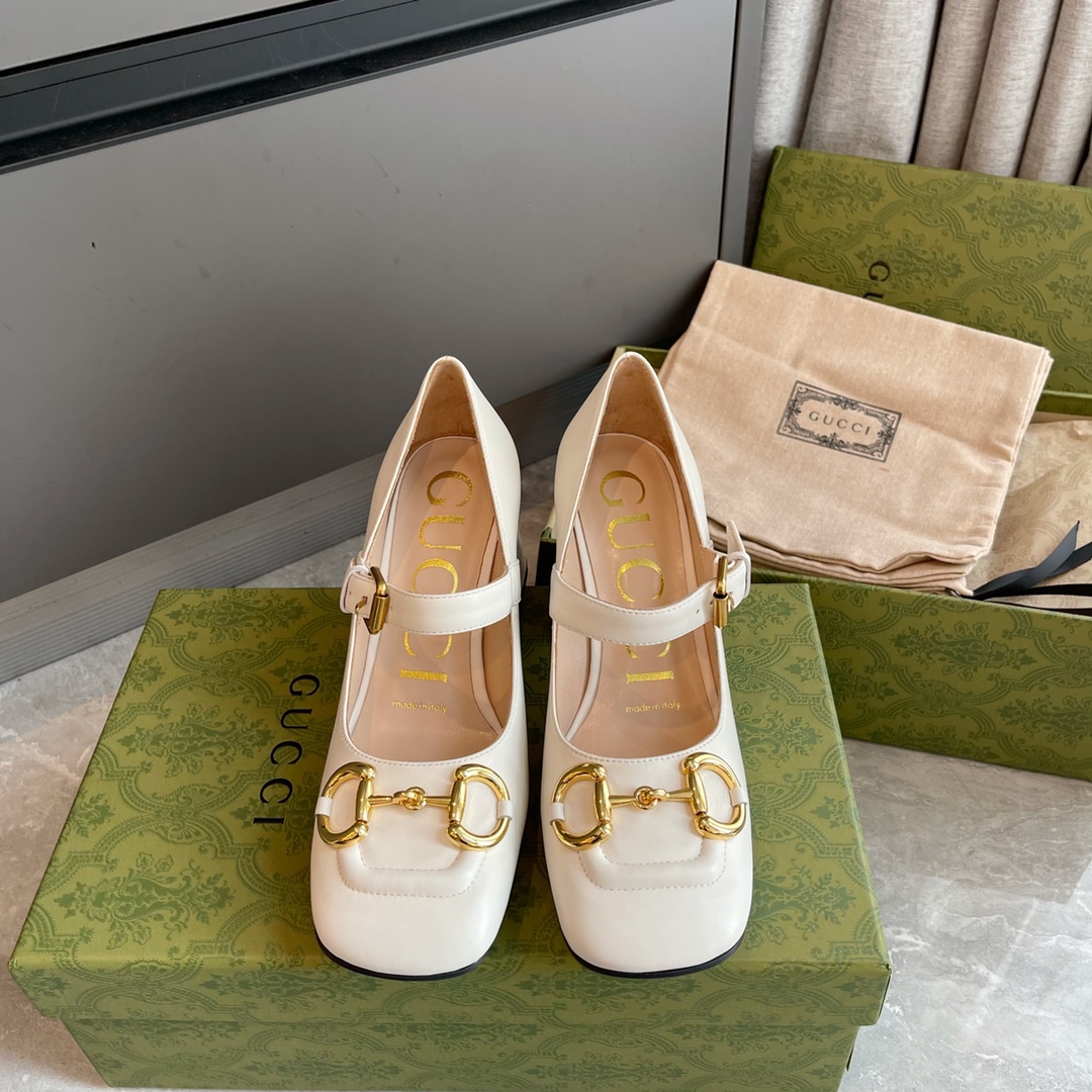 Gucci 方头 马衔扣 牛皮 玛丽珍 高跟鞋