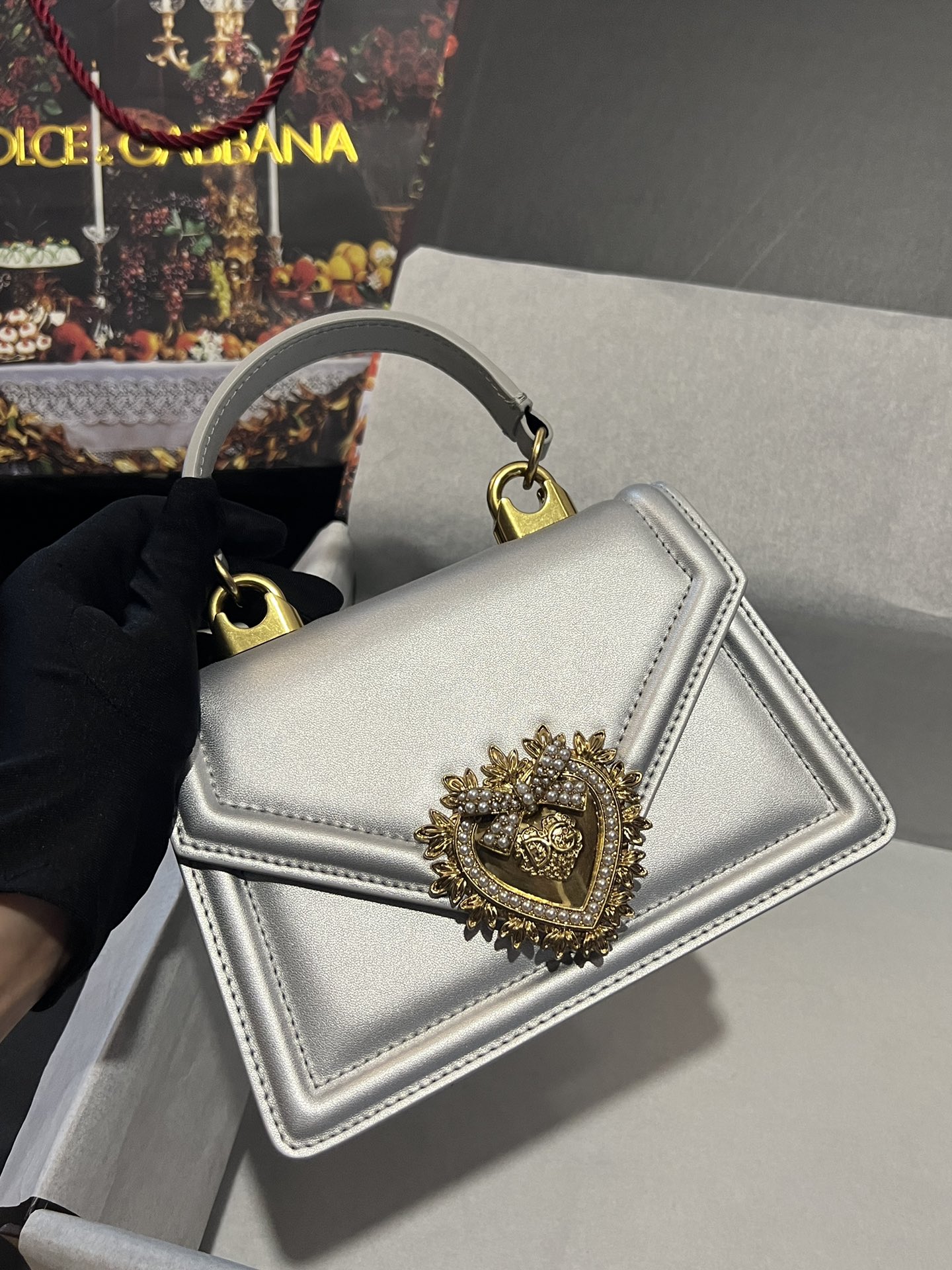 Dolce & Gabbana Handbags Crossbody & Shoulder Bags Fashion Chains